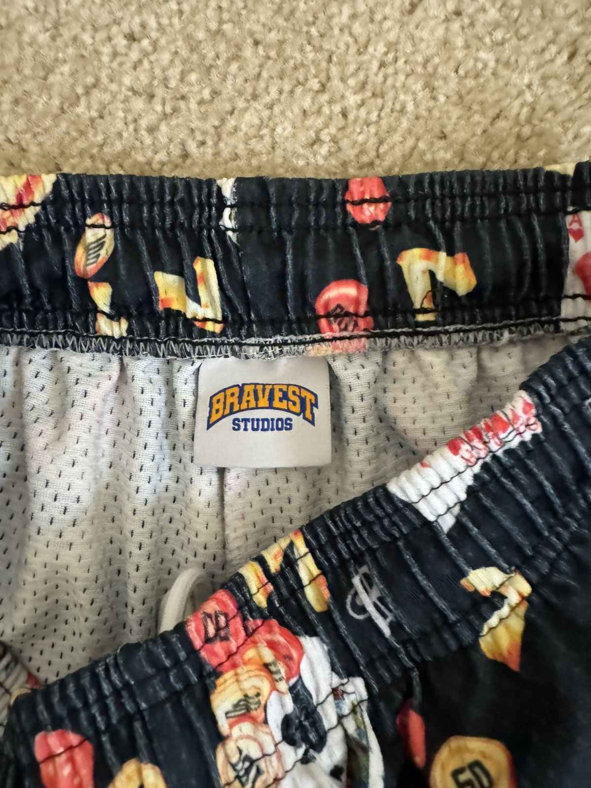 Bravest Studios Bravest studios gambling shorts Size US 30 / EU 46 - 2 Thumbnail