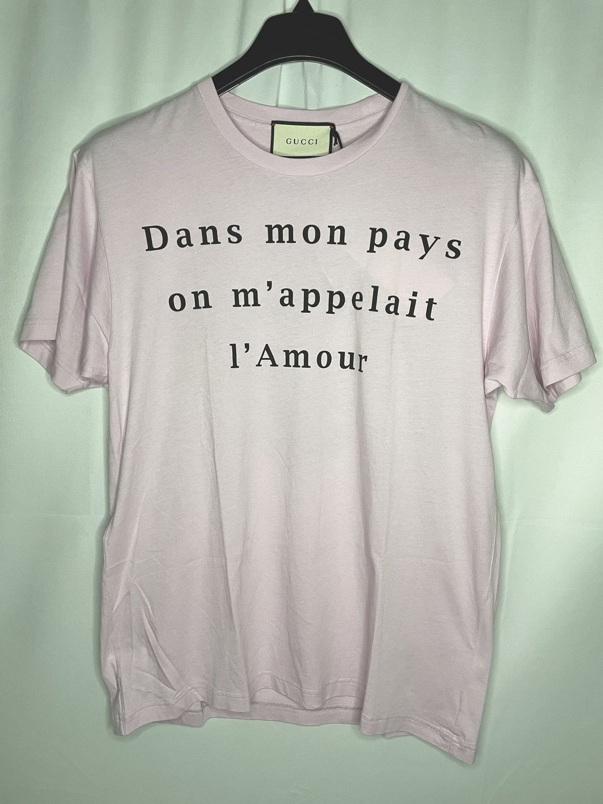 Gucci Gucci Dans Mon Pays On M'Appelait L'Amour T-Shirt Size US XXS / EU 40 - 2 Thumbnail