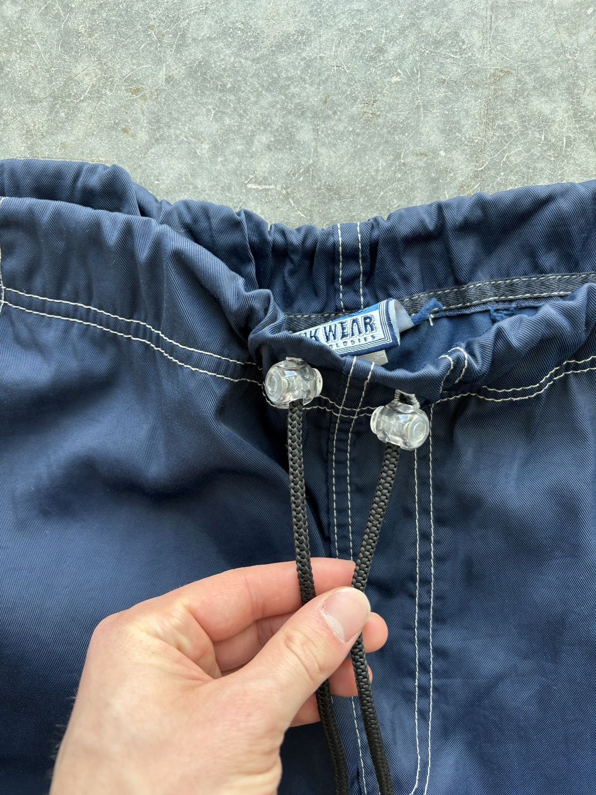 Vintage Vintage 90s Kikwear Baggy Cargo Pants Nylon Rave Adjustable Size US 34 / EU 50 - 8 Thumbnail