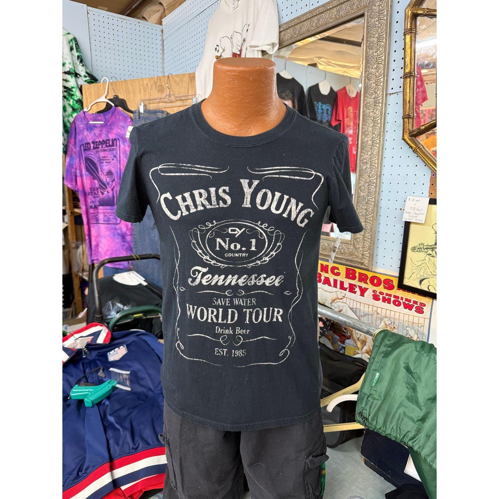 Other 2016 Chris Young World Tour Size US S / EU 44-46 / 1 - 1 Thumbnail