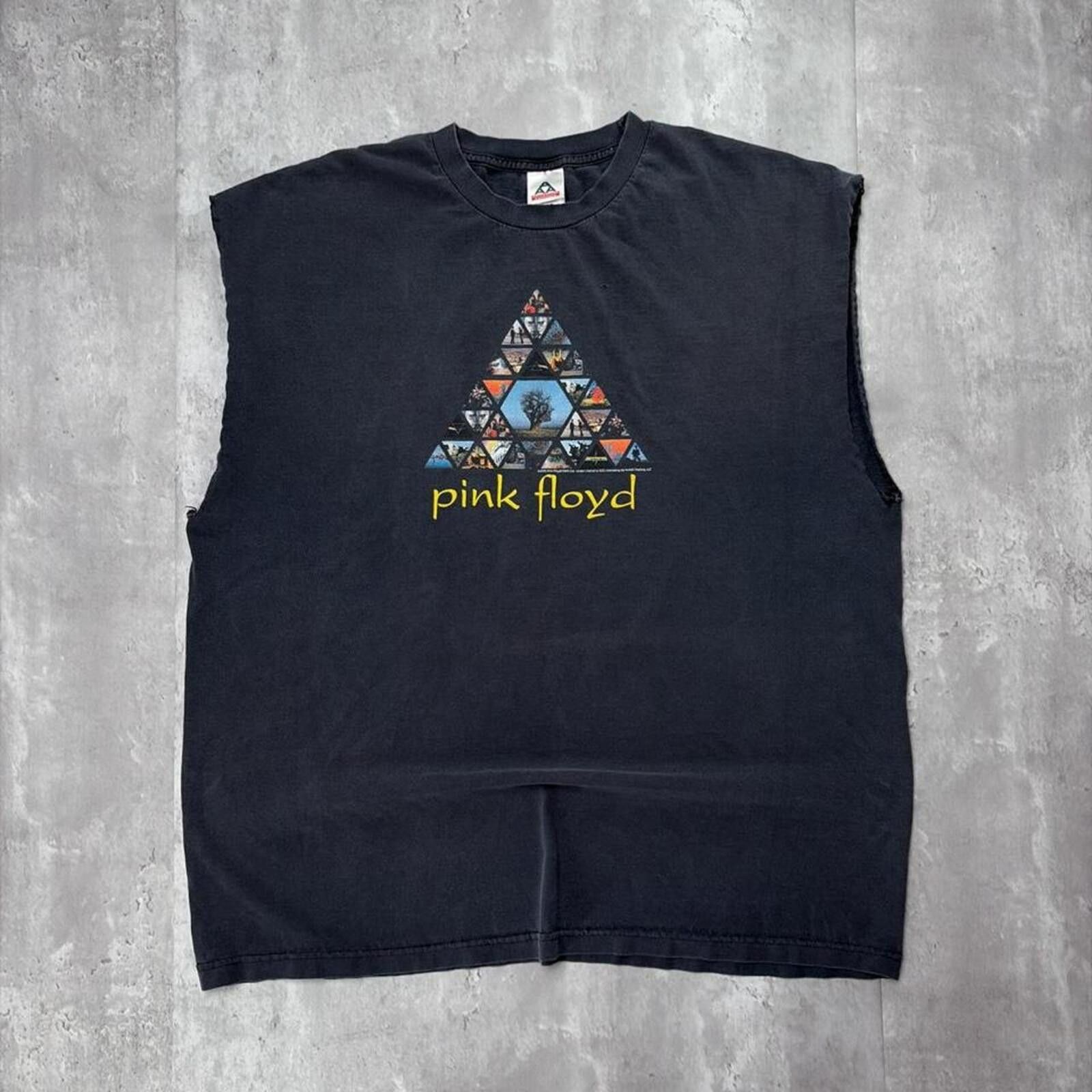 AAA Vintage 2005 Pink Floyd Dark Side Album Sleeveless T-Shirt Size US XXL / EU 58 / 5 - 1 Thumbnail
