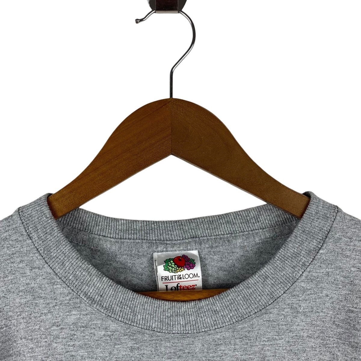 Fruit Of The Loom Vintage 90s RAINBOW SURFBOARDS spellout surfing tee Size US XL / EU 56 / 4 - 5 Thumbnail