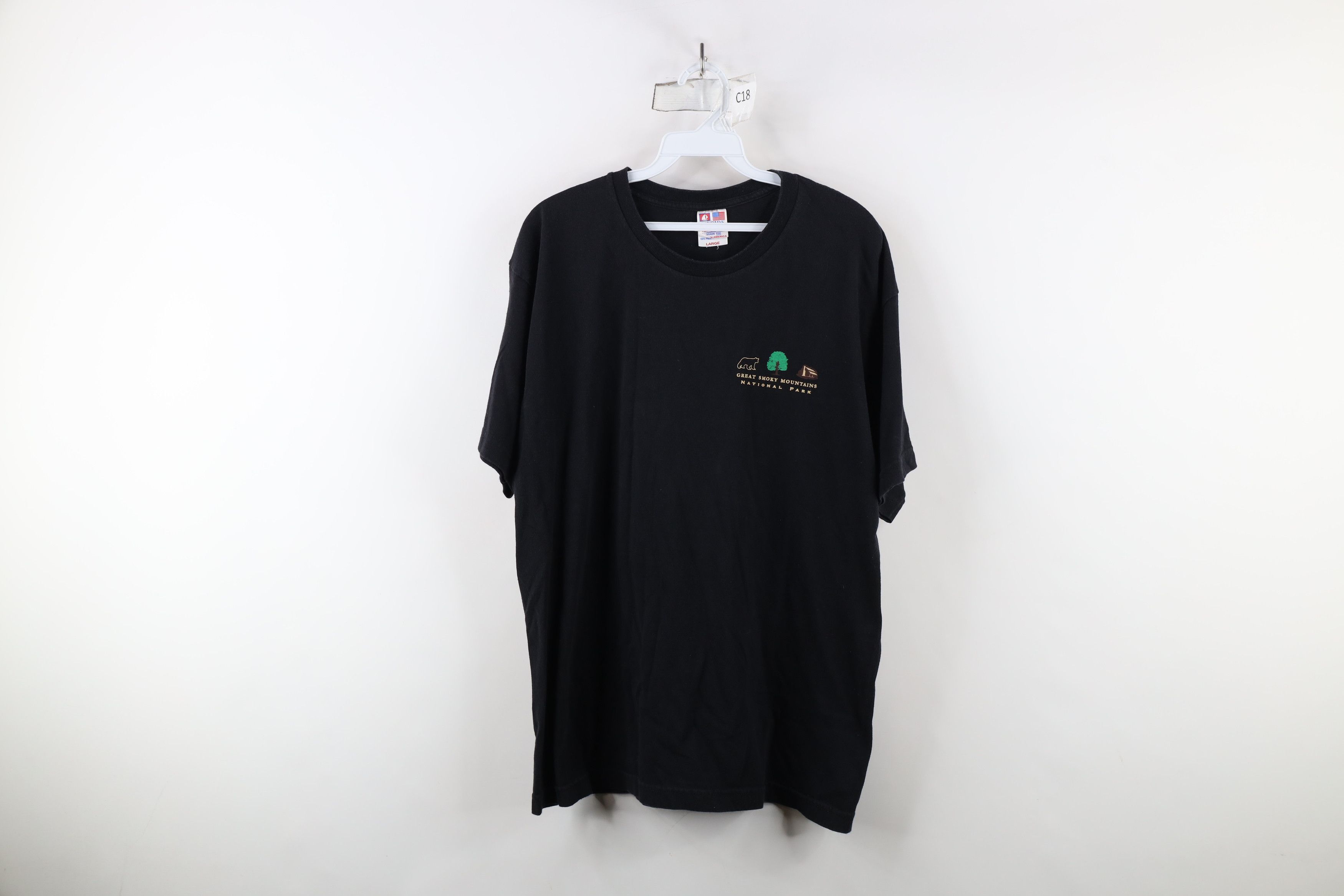 Vintage Vintage 90s Streetwear Mountains National Park T-Shirt USA Size US L / EU 52-54 / 3 - 1 Thumbnail
