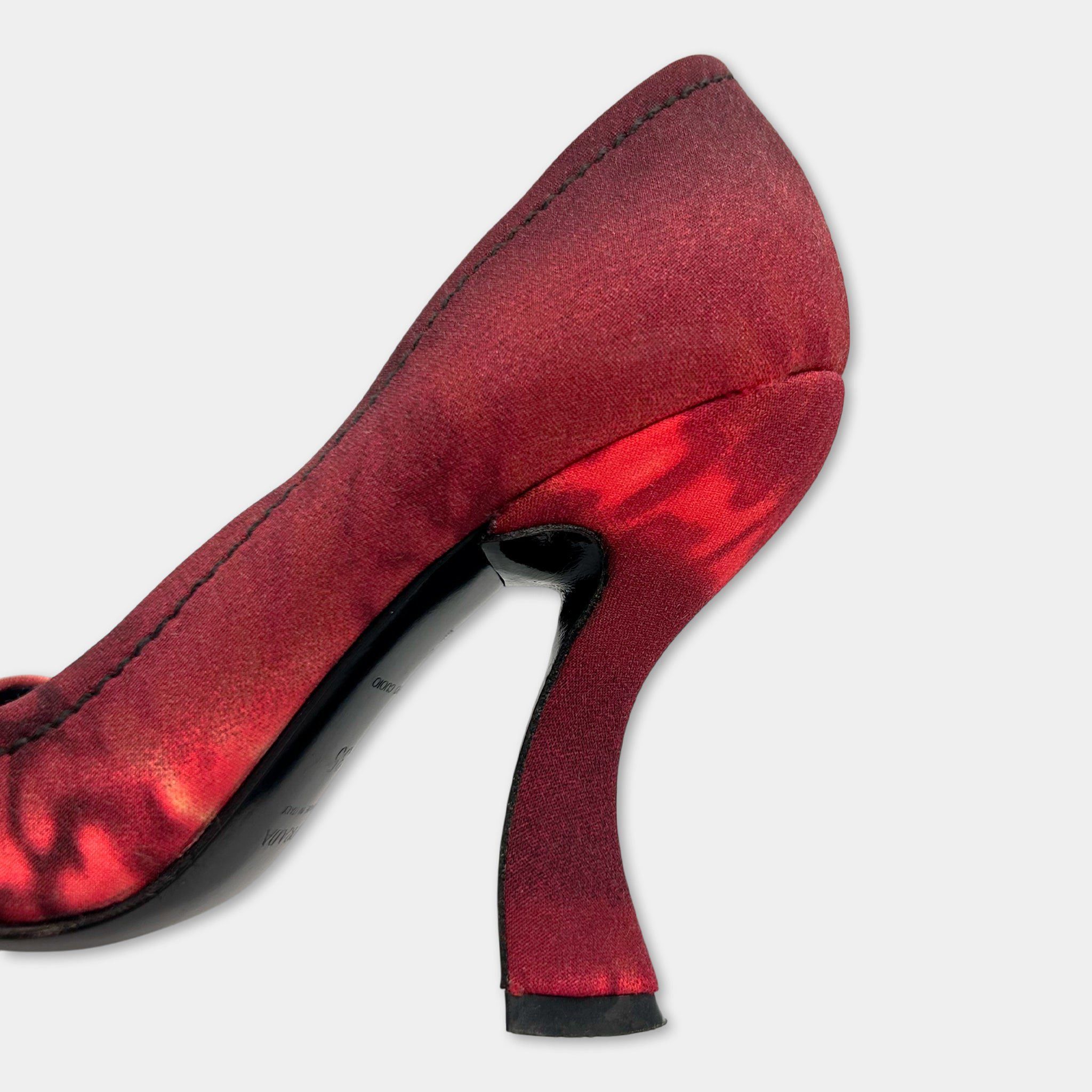 Prada Prada SS04 Red Tie-Dye Silk Pumps Size US 7 / IT 37 - 5 Thumbnail
