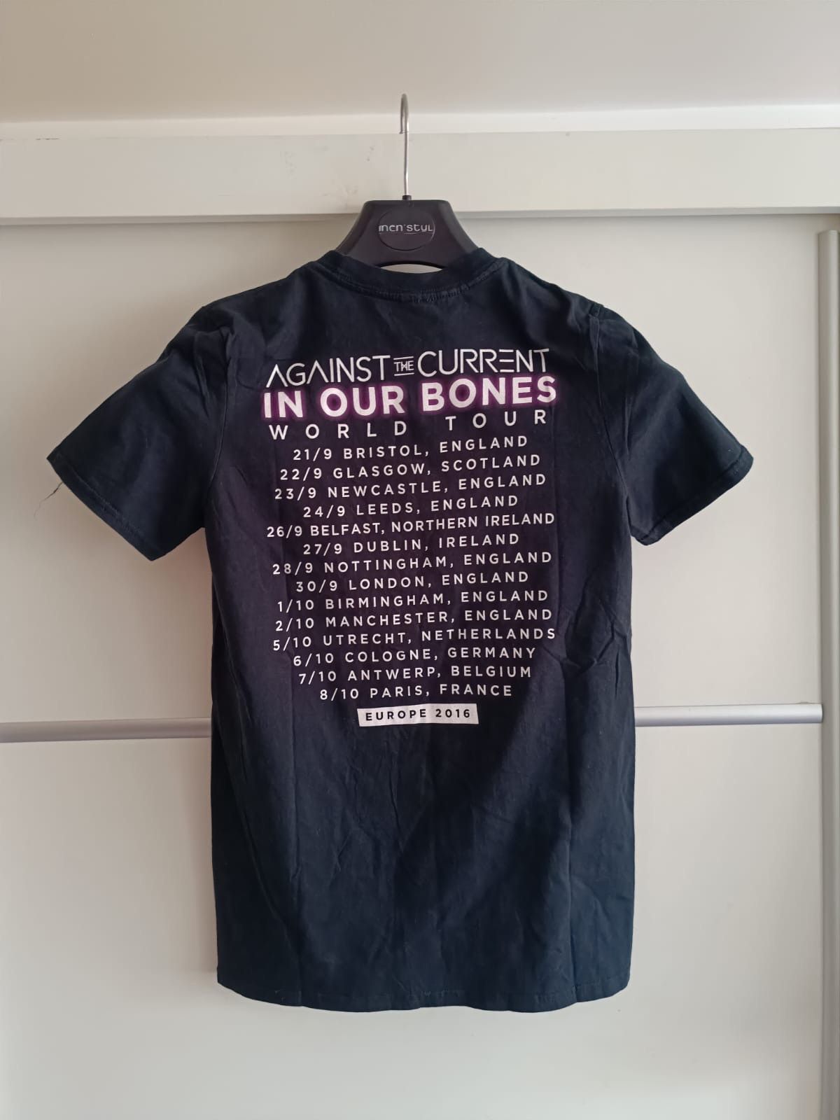 Band Tees × Gildan Against the Current World Tour T-shirt Size US S / EU 44-46 / 1 - 2 Thumbnail