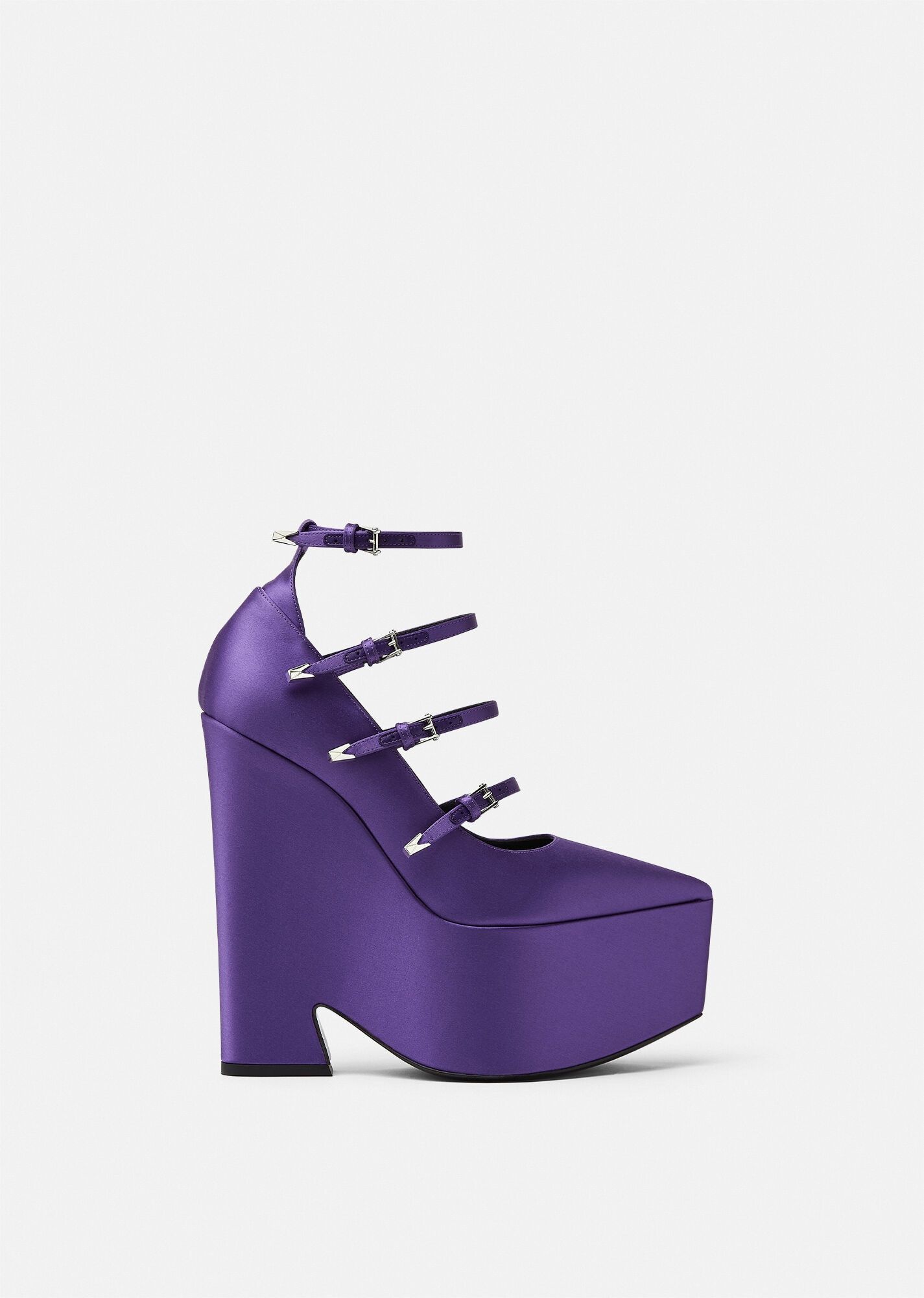 o1y0226 Pumps in Purple