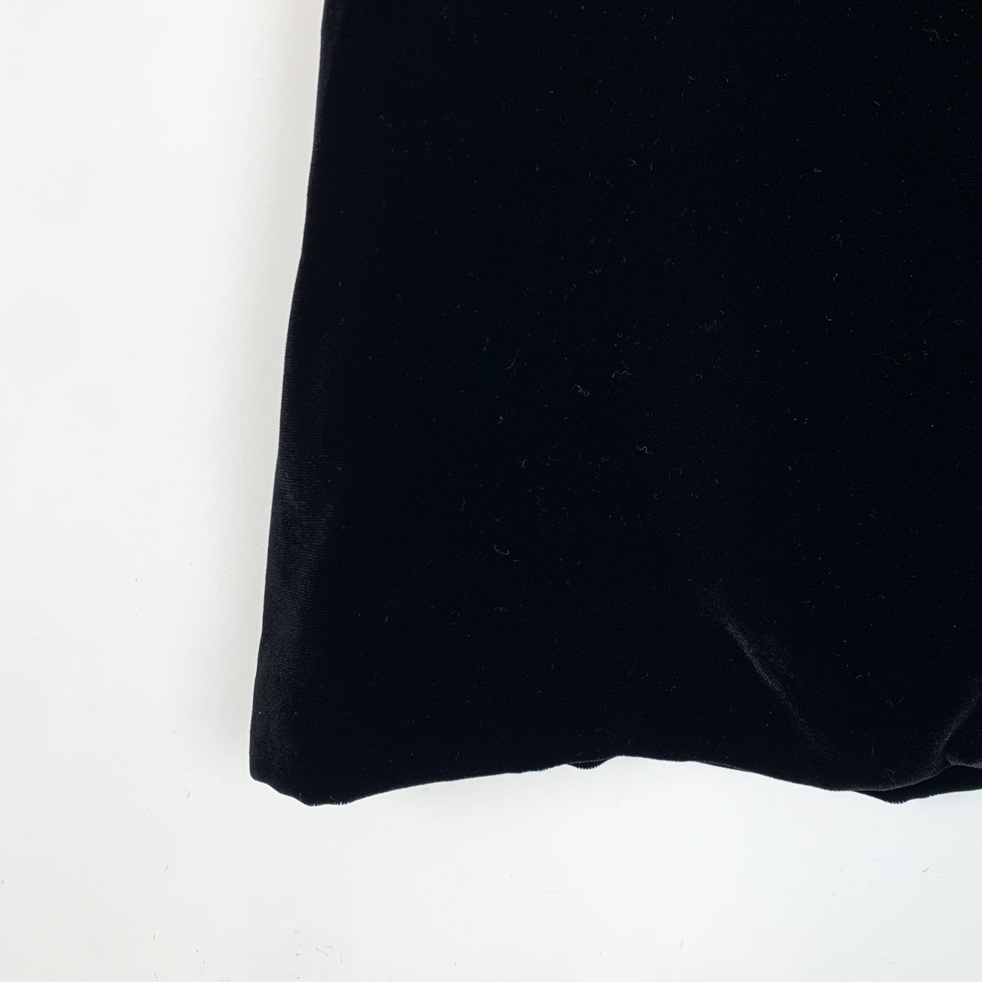 Miu Miu Miu Miu Black Velvet Skirt With Bow Waist & Pearl Button Acc Size 38" / US 16 / IT 52 - 7 Thumbnail