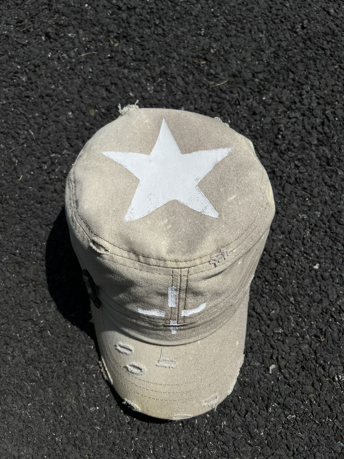 Pre-owned Maison Margiela Custom Distressed Army Star Cadet Hat In Grey