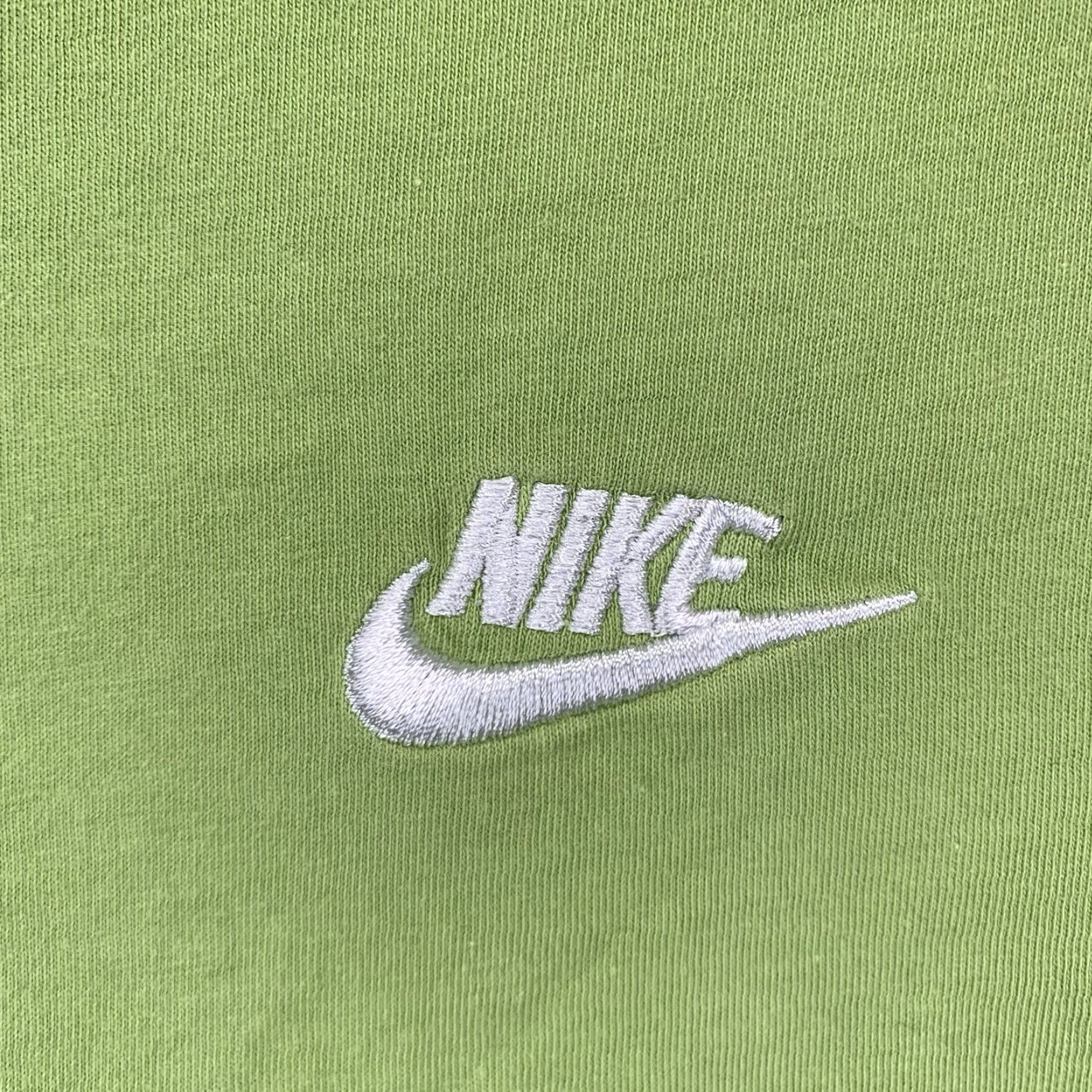 Nike Nike T-Shirt Men Large Lime Green Short Sleeve Crew Neck Cotton Logo Embroidered Classic Sports Size US L / EU 52-54 / 3 - 2 Thumbnail