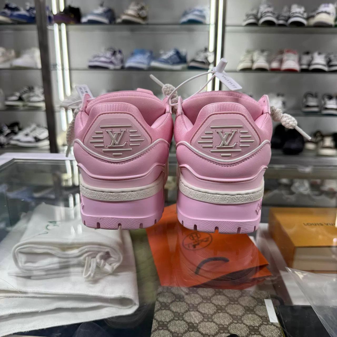 Louis Vuitton LOUIS VUITTON LV TRAINER MAXI Pink Pudding 36.5 Size US 5.5 / IT 35.5 - 6 Thumbnail