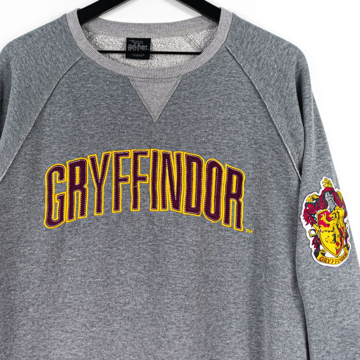 Vintage Universal Studios Harry Potter Gryffindor Sweatshirt Grailed