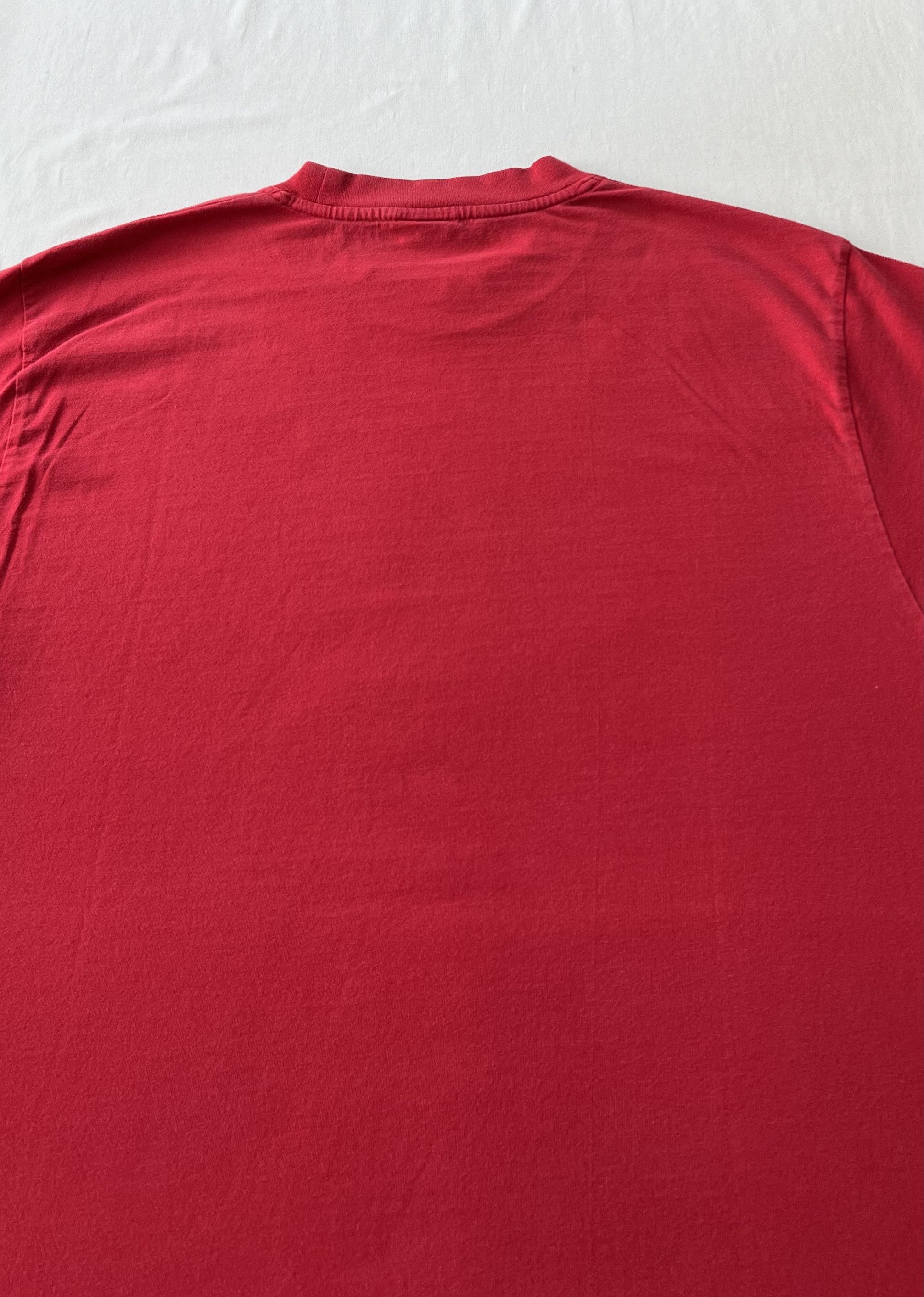 Oakley Vintage 90s Oakley Red T-shirt Size US XL / EU 56 / 4 - 16 Thumbnail