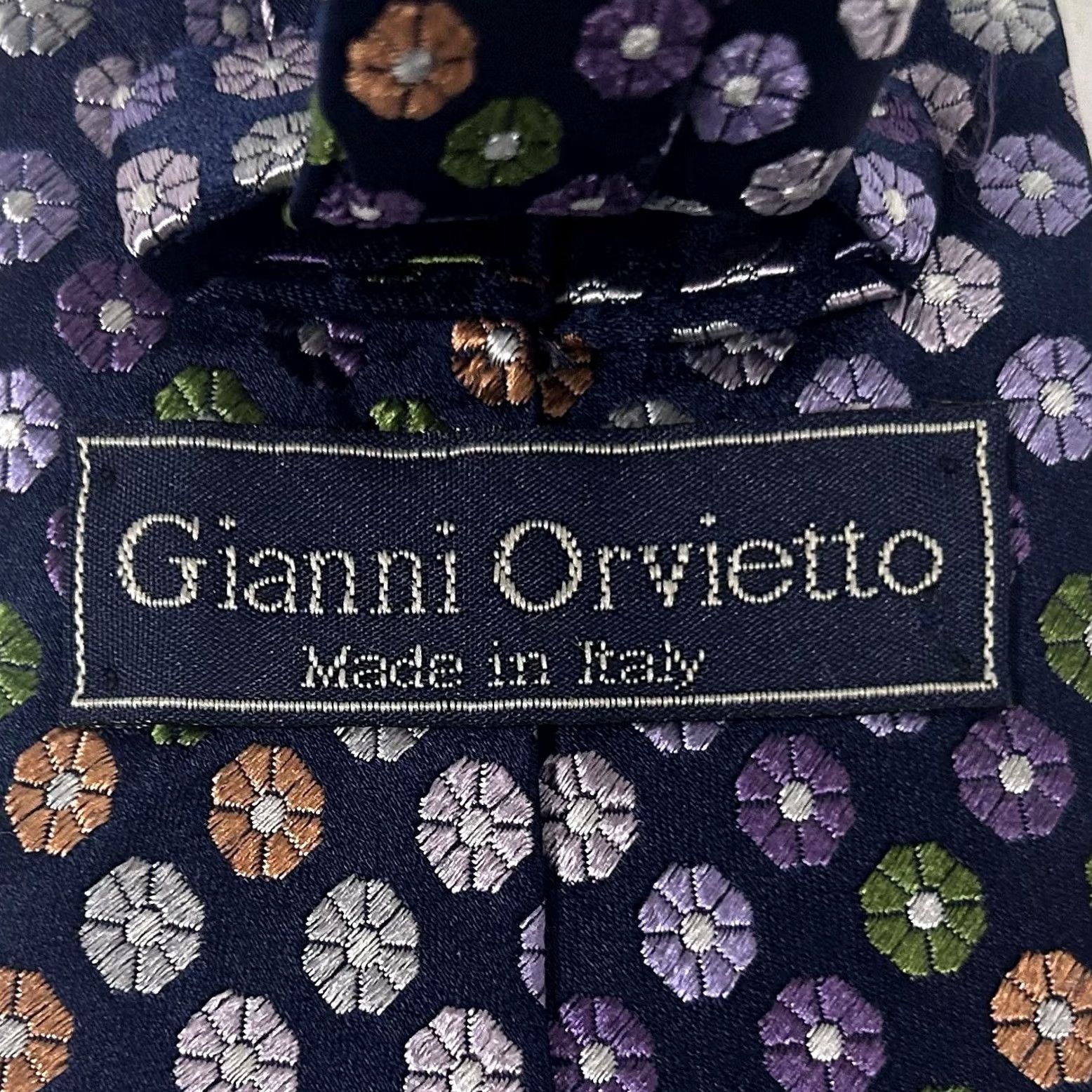 Vintage Gianni Orvietto Silk Tie Purple Floral Designer 100% Silk Size ONE SIZE - 3 Thumbnail