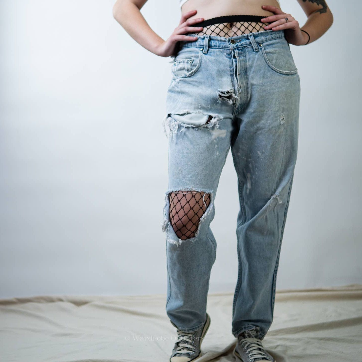 Levi's Vtg90s THRASHED Ripped Distressed Levi Silvertab Baggy Jeans Size 30" / US 8 / IT 44 - 8 Thumbnail