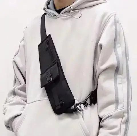 Japanese Brand Fashion y2k side bag belt bag fanny pack sling bag Size ONE SIZE - 3 Thumbnail