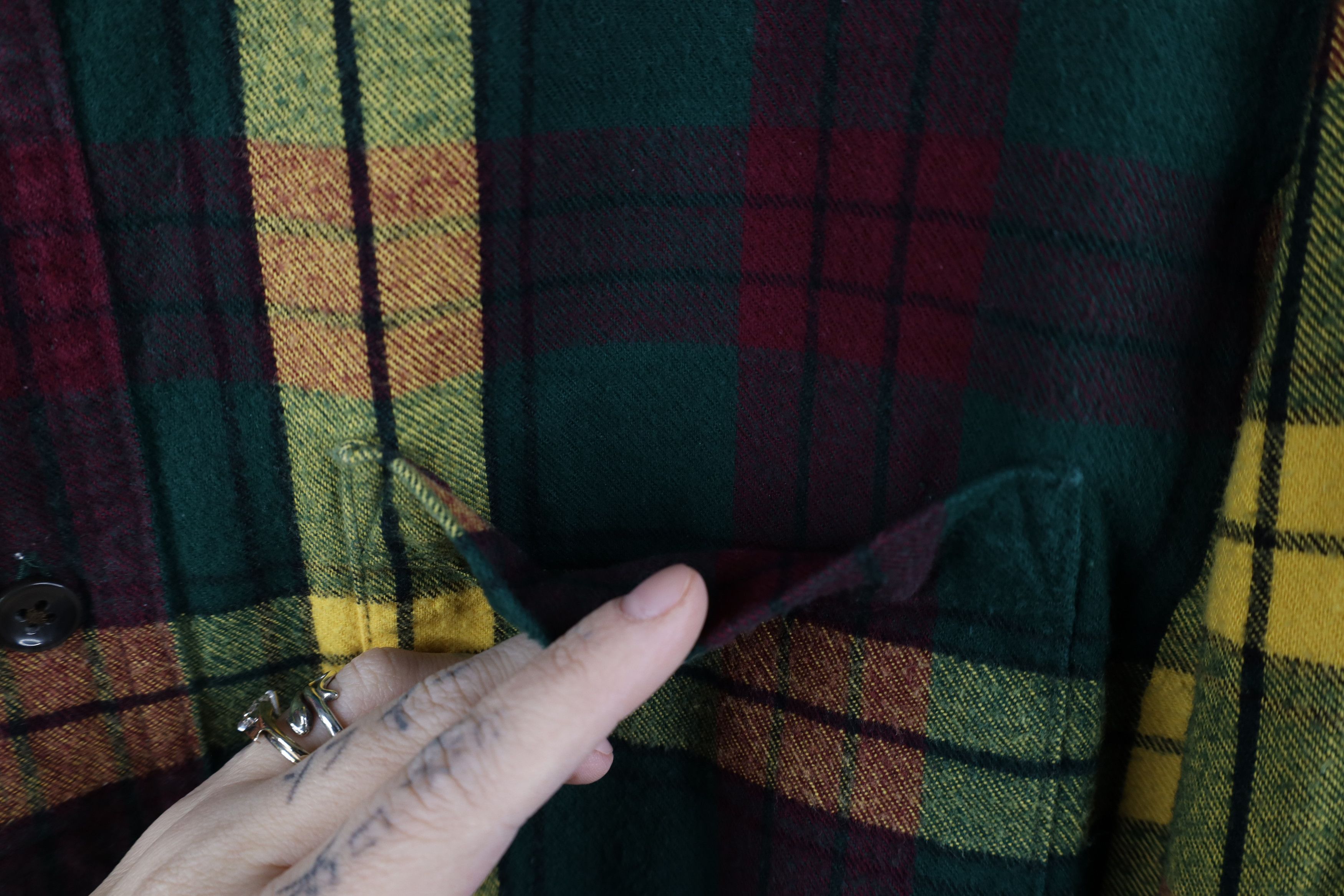 L.L. Bean Vintage LL Bean Flannel Collared Button Down Shirt Plaid Size US L / EU 52-54 / 3 - 5 Thumbnail