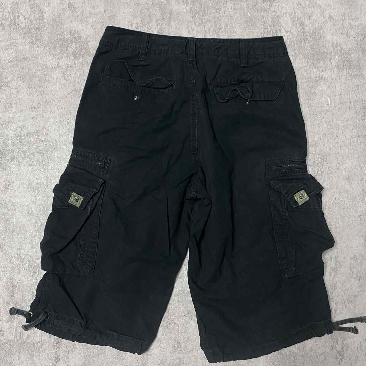 Other Black cargo shorts with 11 pockets #skater Size US 32 / EU 48 - 4 Thumbnail