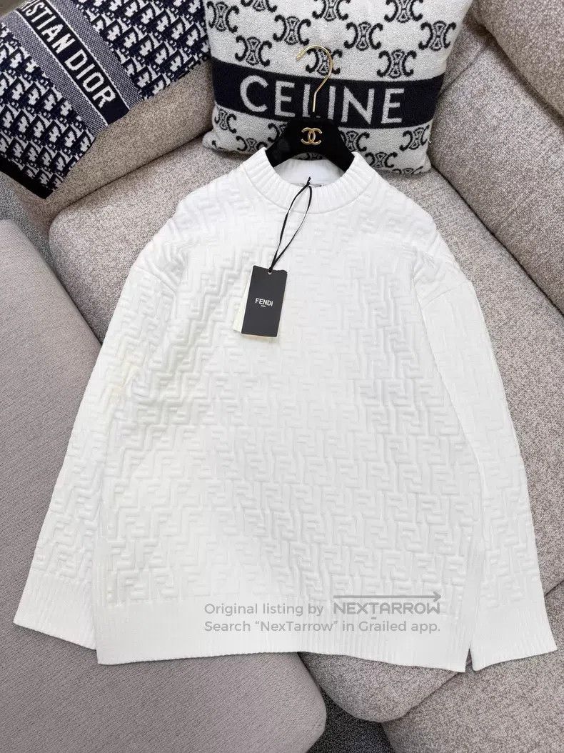 Fendi Fendi White Long Sleeve Sweatshirt with FF Logo Size XS / US 0-2 / IT 36-38 - 3 Thumbnail