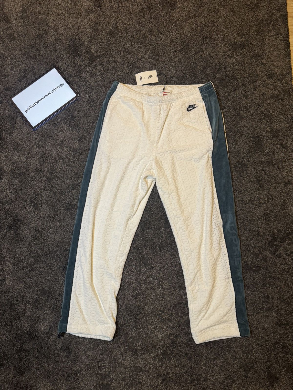 Nike × Supreme Nike x Supreme Velour Track Pant Size US 34 / EU 50 - 1 Thumbnail