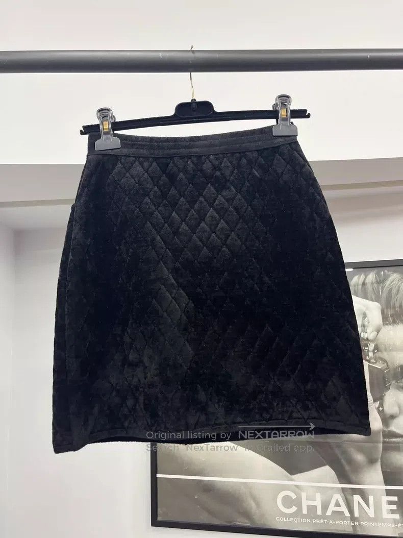 Chanel Chanel Equestrian series black diamond checkered skirt Size 26" / US 2 / IT 38 - 2 Thumbnail