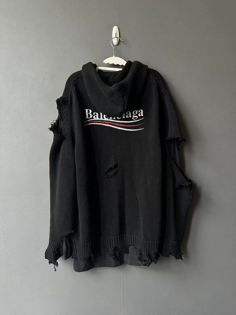 Balenciaga Balenciaga Distressed Coca-Cola Hooded Sweatshirt Size US S / EU 44-46 / 1 - 2 Thumbnail