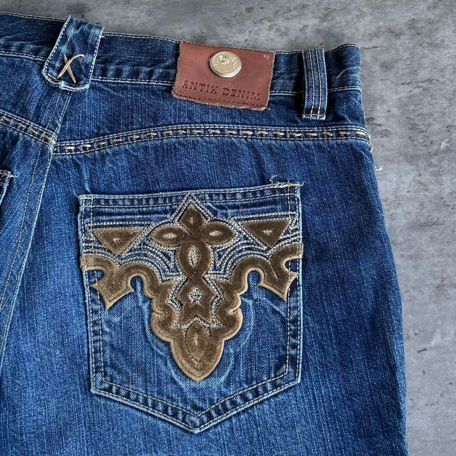 Antik Denim × Japanese Brand × Vintage Vintage Y2K Antik Denim Embroidered Boot Cut Denim Jeans Size US 35 - 3 Thumbnail