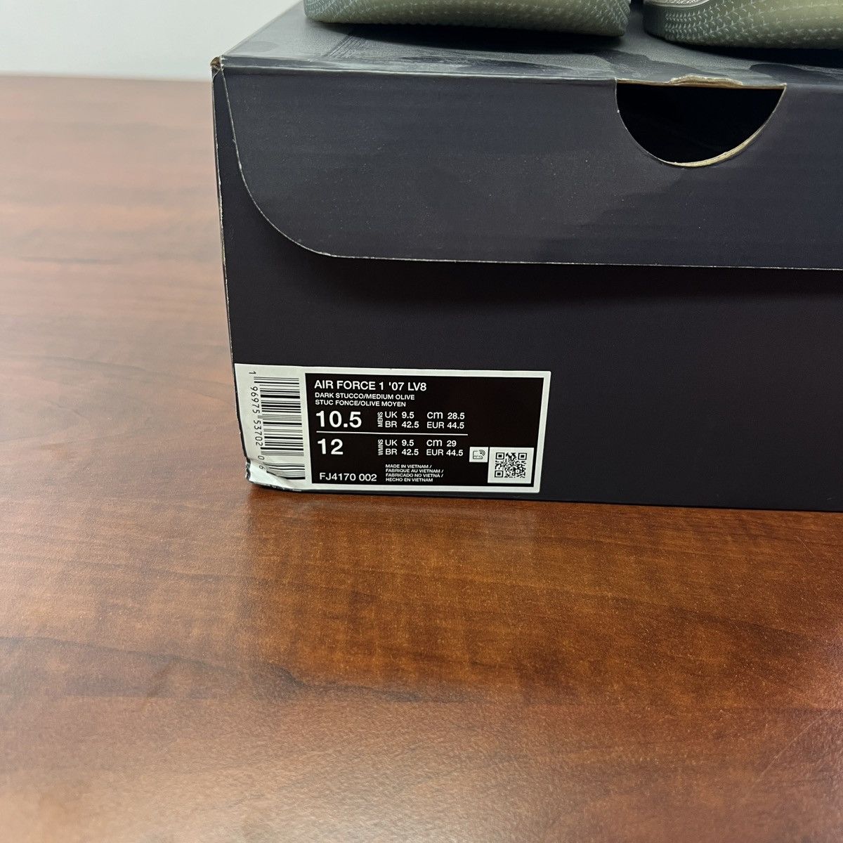 Nike NEW Nike Air Force 1 07 LV8 Stucco Olive Green Size US 10.5 / EU 43-44 - 5 Thumbnail