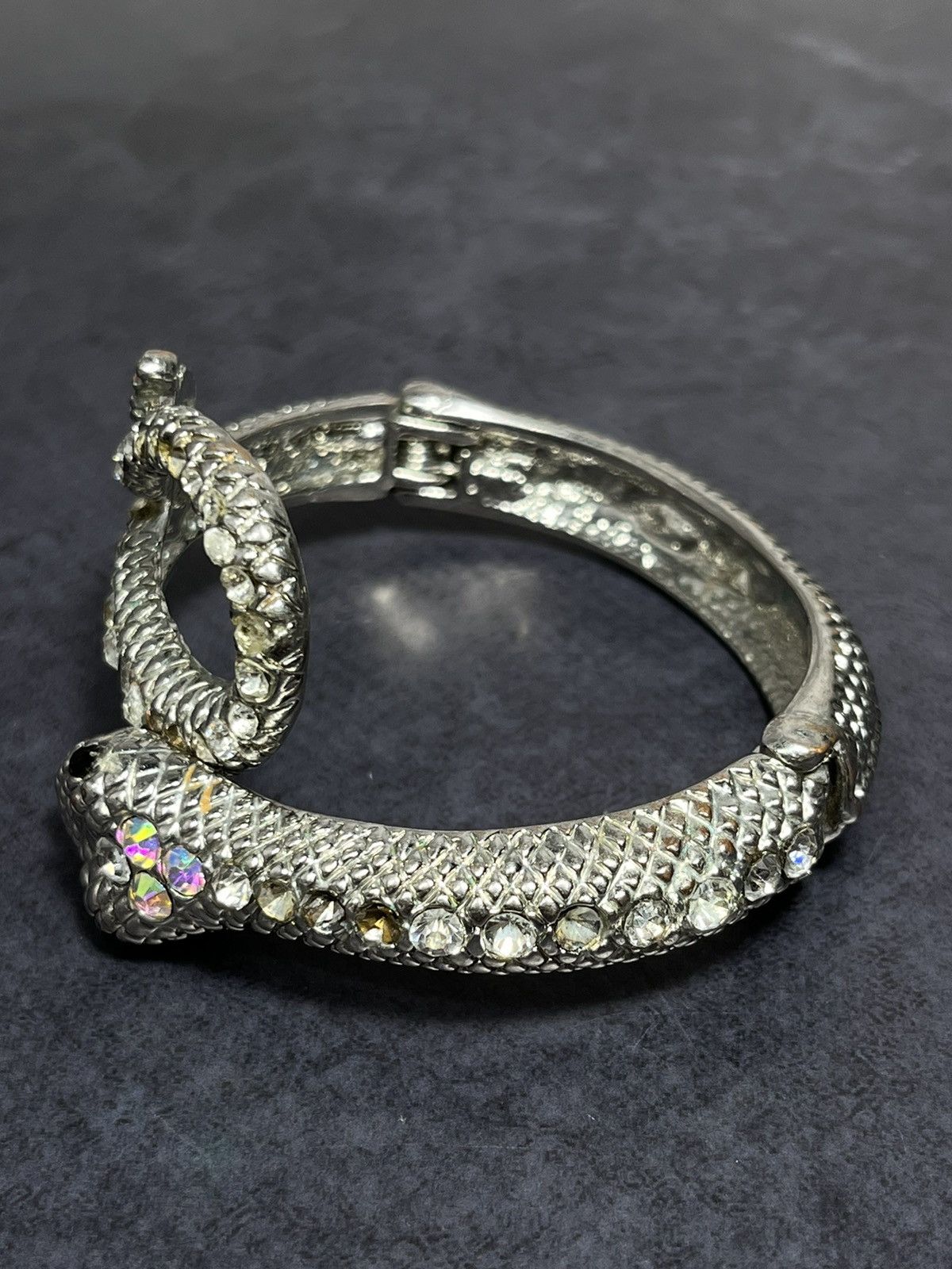 Designer × Jewelry × Vintage Serpent Crystal Bracelet - Vintage Elegance Size ONE SIZE - 9 Thumbnail