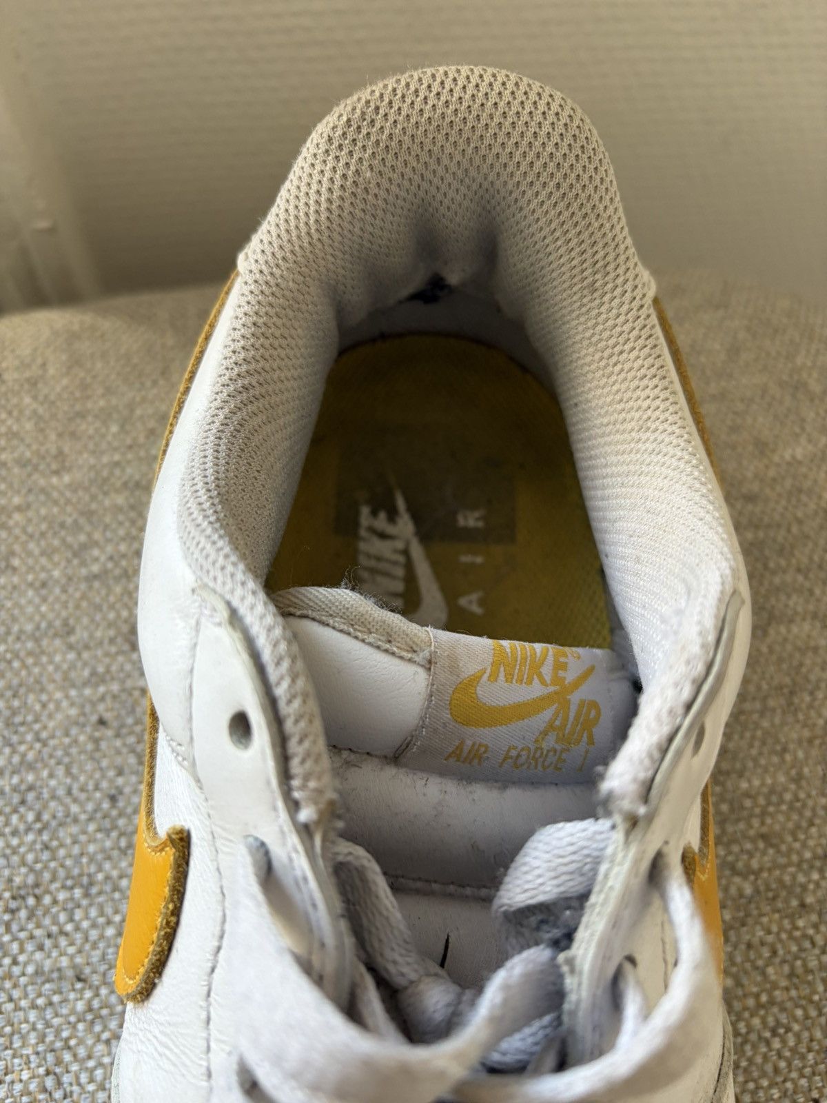 Nike Nike air force 1 gumsole yellow swoosh Size US 9.5 / EU 42-43 - 5 Thumbnail