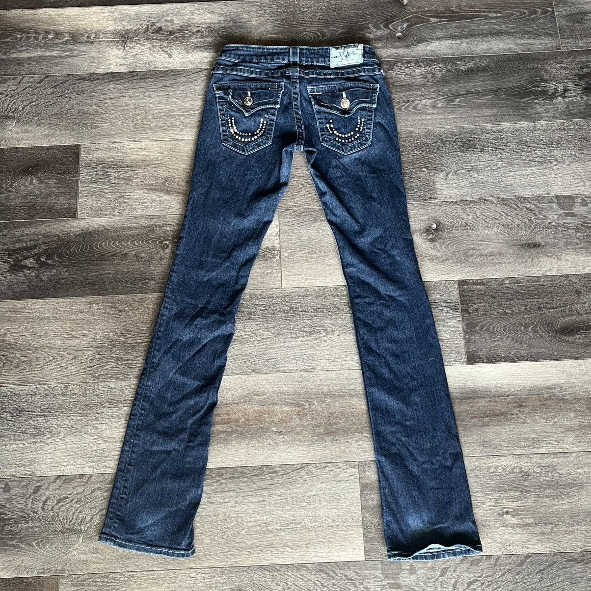 True Religion Vintage True Religion Studded Logo Low Rise Straight Jeans Size 25" / US 0 / IT 36 - 1 Thumbnail