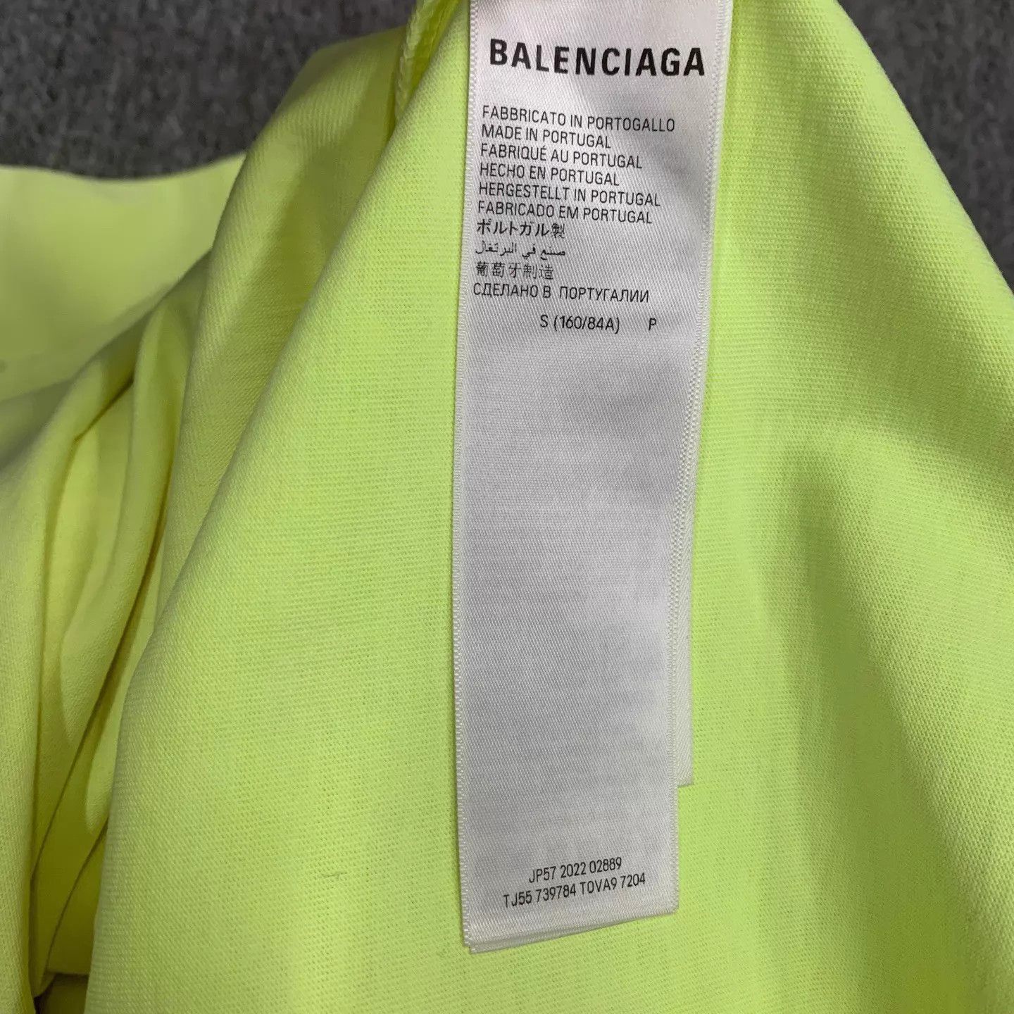 Balenciaga Balenciaga Neon Yellow Tape Vintage Rip S/S Tee S Size US S / EU 44-46 / 1 - 7 Thumbnail