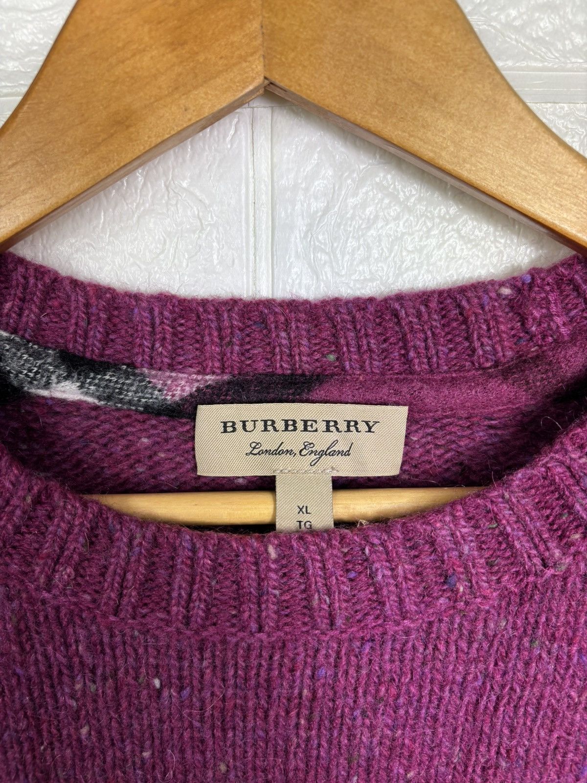 Burberry Burberry Men’s Wool Sweater XL Raspberry Red Pullover Jumper Size US XL / EU 56 / 4 - 4 Thumbnail
