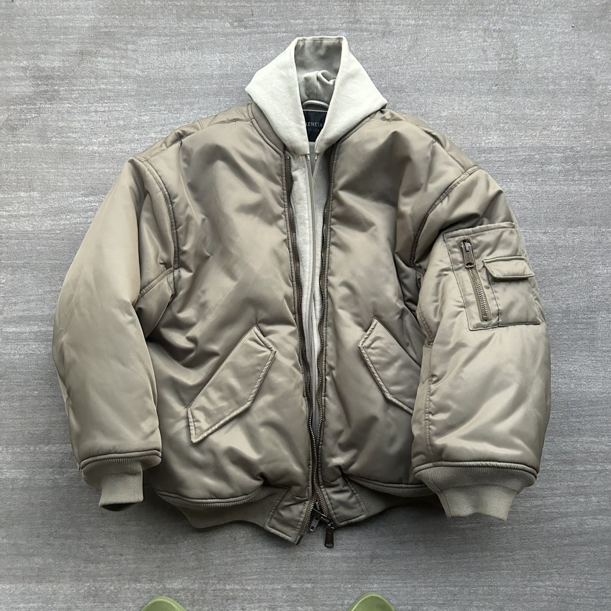 Balenciaga balenciaga all in paris bomber khaki Size US XS / EU 42 / 0 - 1 Thumbnail