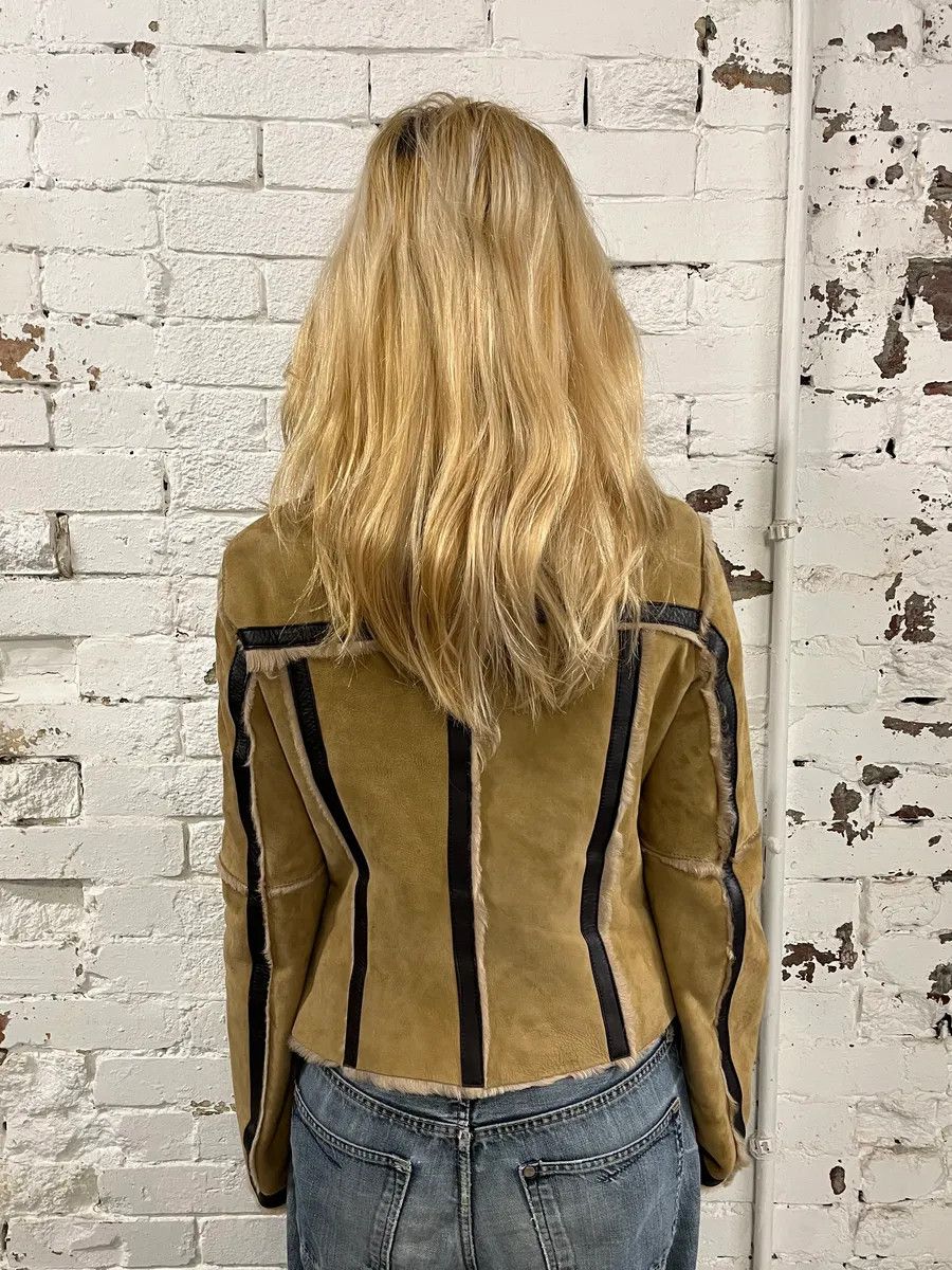 Dolce & Gabbana 2000s Dolce & Gabbana Beige Fur Collar Camel Leather Jacket Size M / US 6-8 / IT 42-44 - 2 Thumbnail