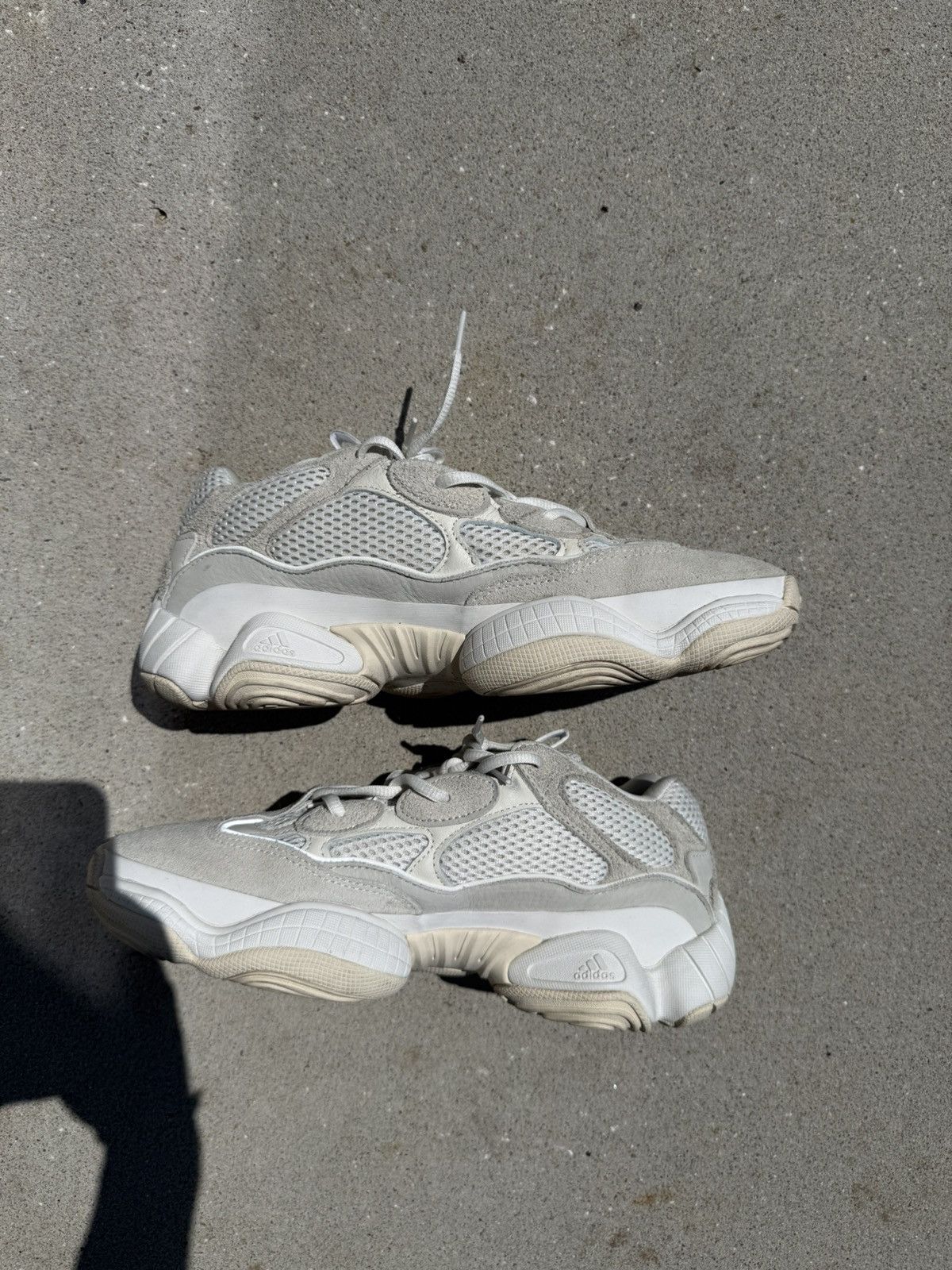 Yeezy Yeezy 500 Bone White Size US 9.5 / EU 42-43 - 2 Thumbnail