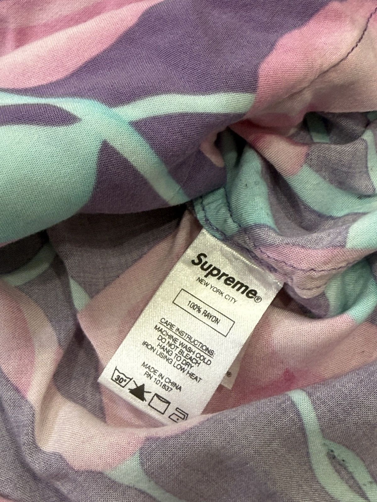 Supreme Supreme Lily Rayon Shirt Size US M / EU 48-50 / 2 - 9 Thumbnail