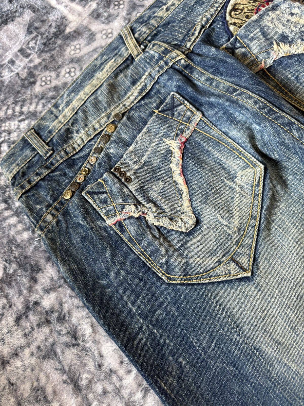 If Six Was Nine Red Peper Japan Faded Wrinkle Wash Flared Wide Leg Jeans Size US 36 / EU 52 - 14 Thumbnail