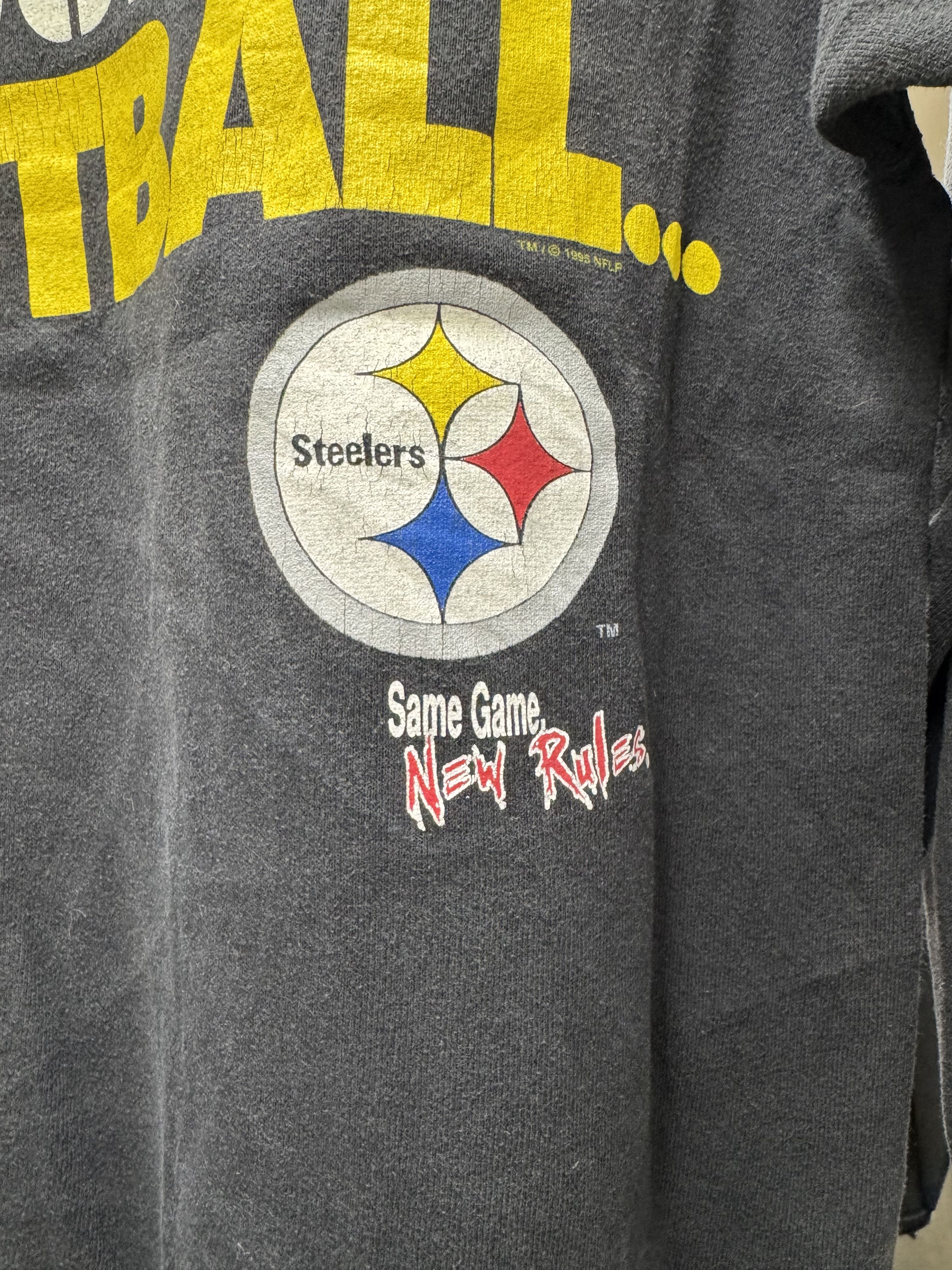 Lee Vintage 1995 Steelers It's Not Just Football NFL Sweatshirt Size US L / EU 52-54 / 3 - 7 Thumbnail