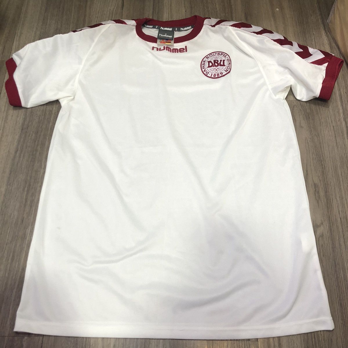 Hummel Denmark World Cup 2002 away shirt Size US L / EU 52-54 / 3 - 1 Thumbnail