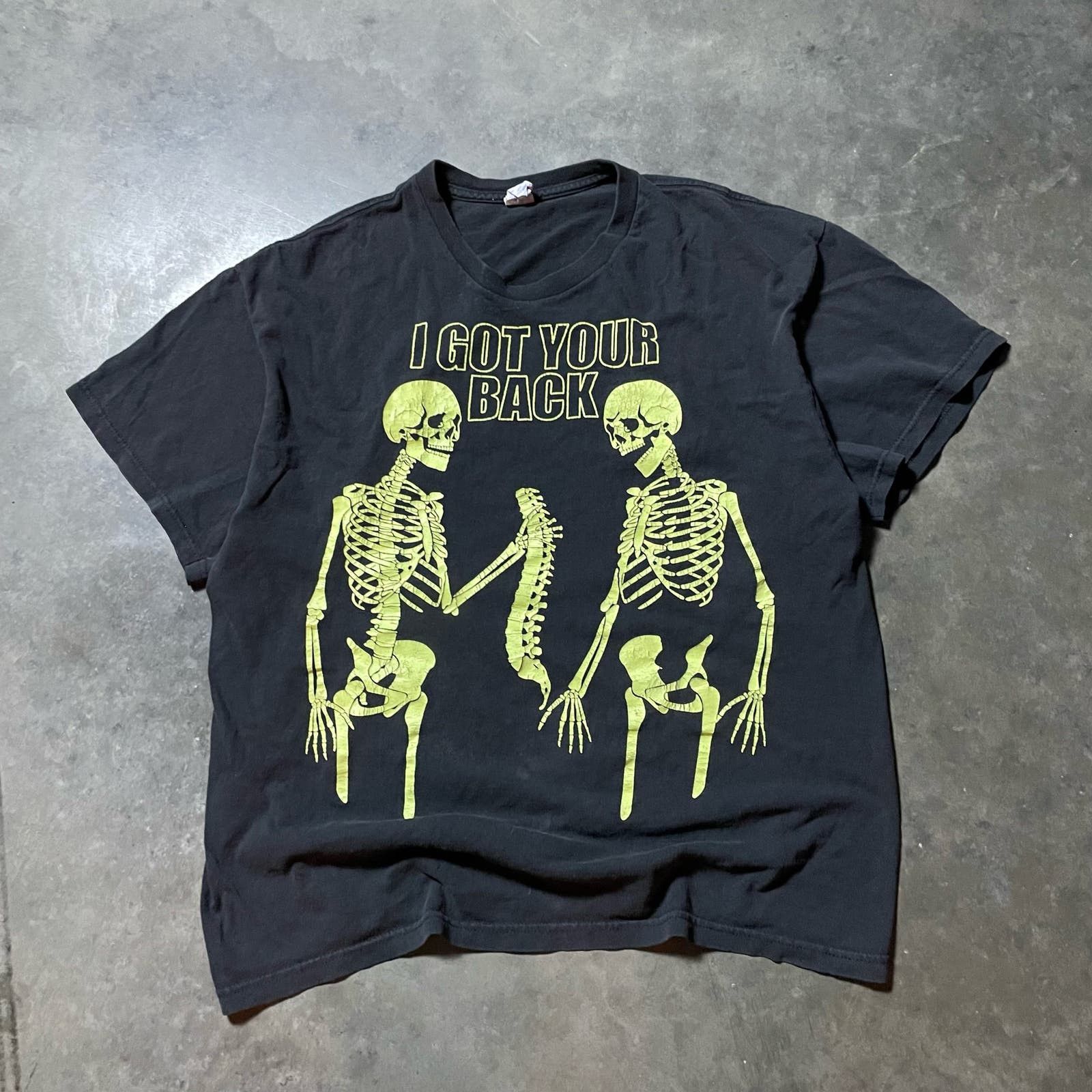 Vintage VINTAGE FADED Y2K I GOT YOUR BACK GRUNGE SKELETON TEE SZ XL Size US XL / EU 56 / 4 - 2 Thumbnail