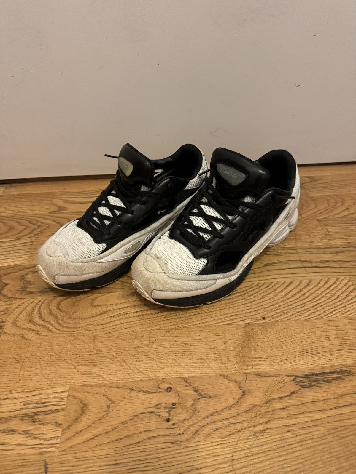 Adidas × Raf Simons Adidas x RAF SIMONS Ozweego Replicant Size US 9 / EU 42 - 3 Thumbnail