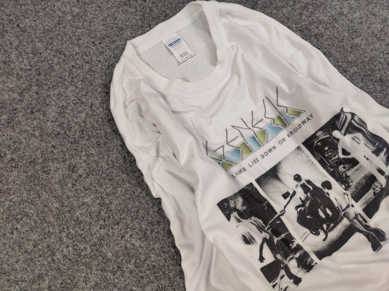Band Tees Vintage Genesis Lamb Lies Down Broadway Long Sleeve t shirt Size US L / EU 52-54 / 3 - 7 Thumbnail