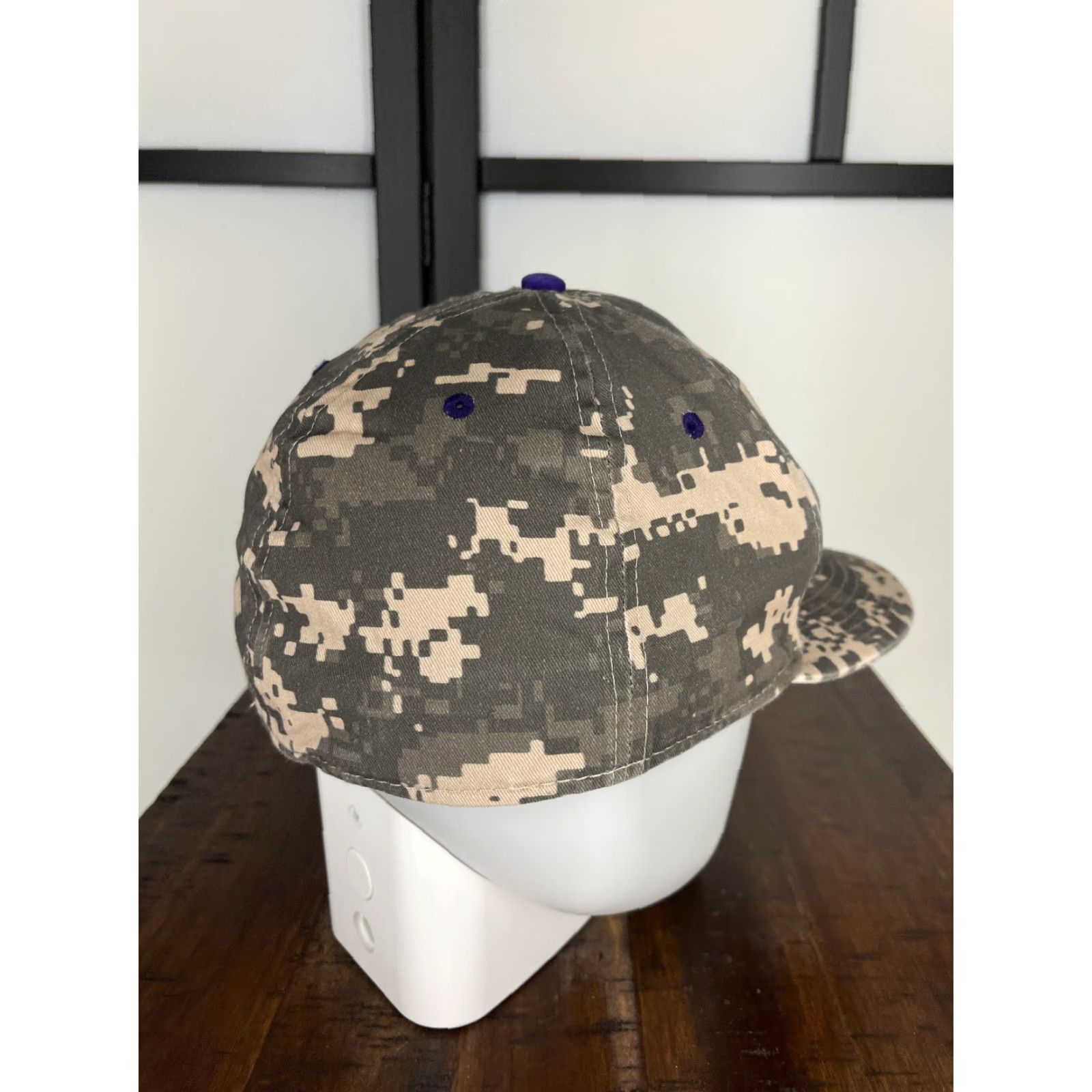 Nike Nike Crowley Eagles Hat Cap Fitted Adult 7 3/8 Gray Beige Cotton Twill Baseball Cap Men Logo Nike Shirt? Size ONE SIZE - 7 Thumbnail