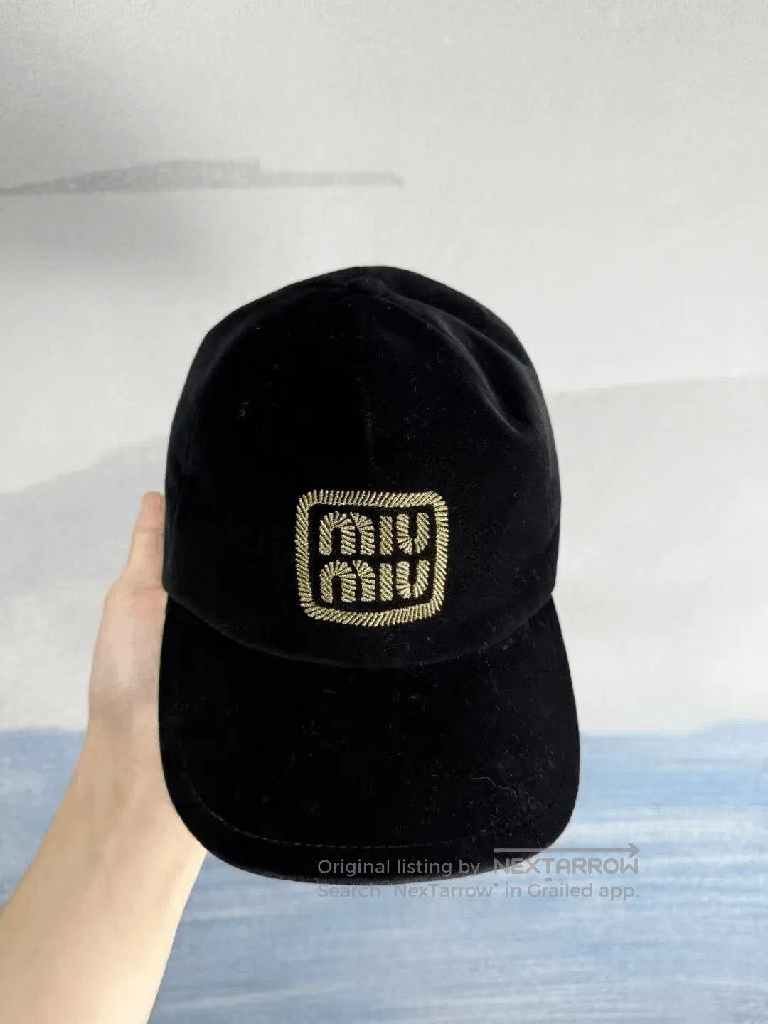 Miu Miu Miu Miu Black Gold Thread Velvet Cap S. Size ONE SIZE - 1 Thumbnail
