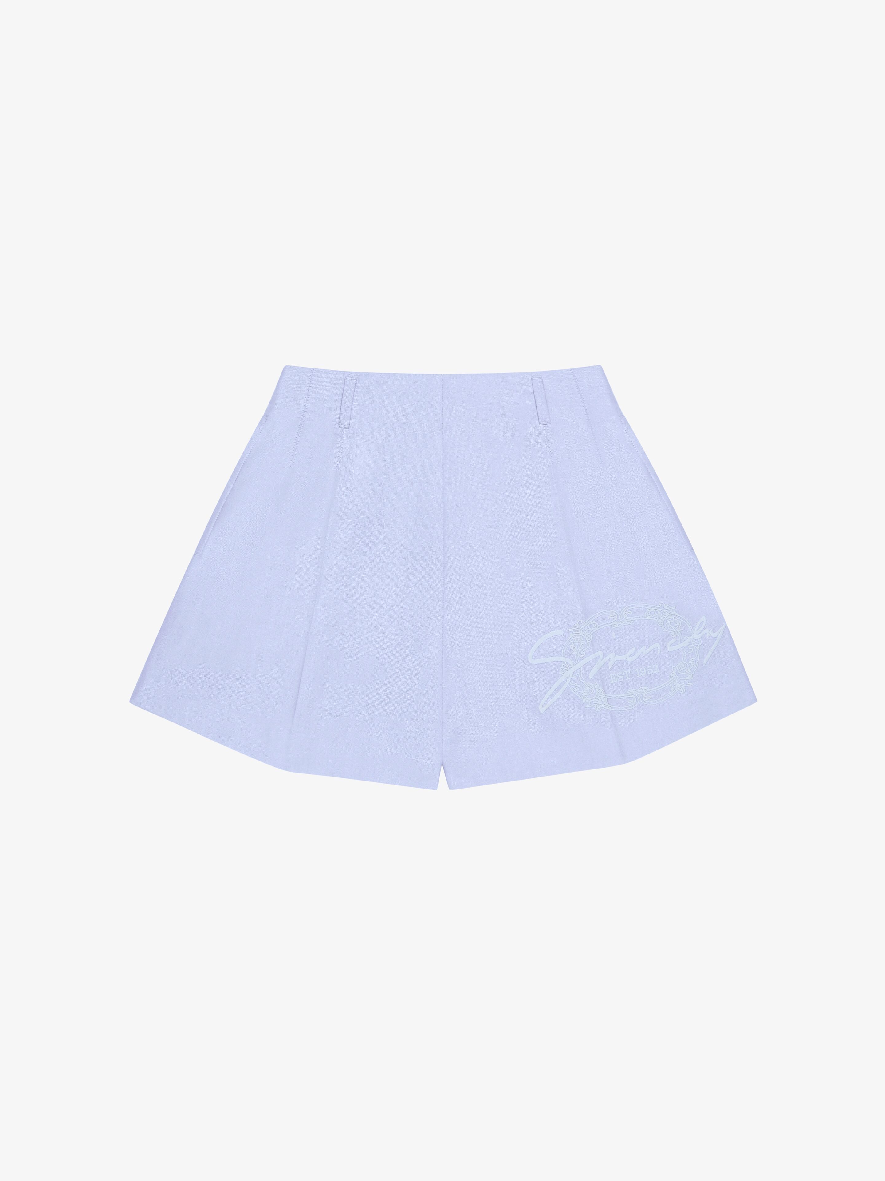 Givenchy oc11z0725 Shorts in Baby Blue Size 24" / US 00 / IT 34 - 1 Thumbnail
