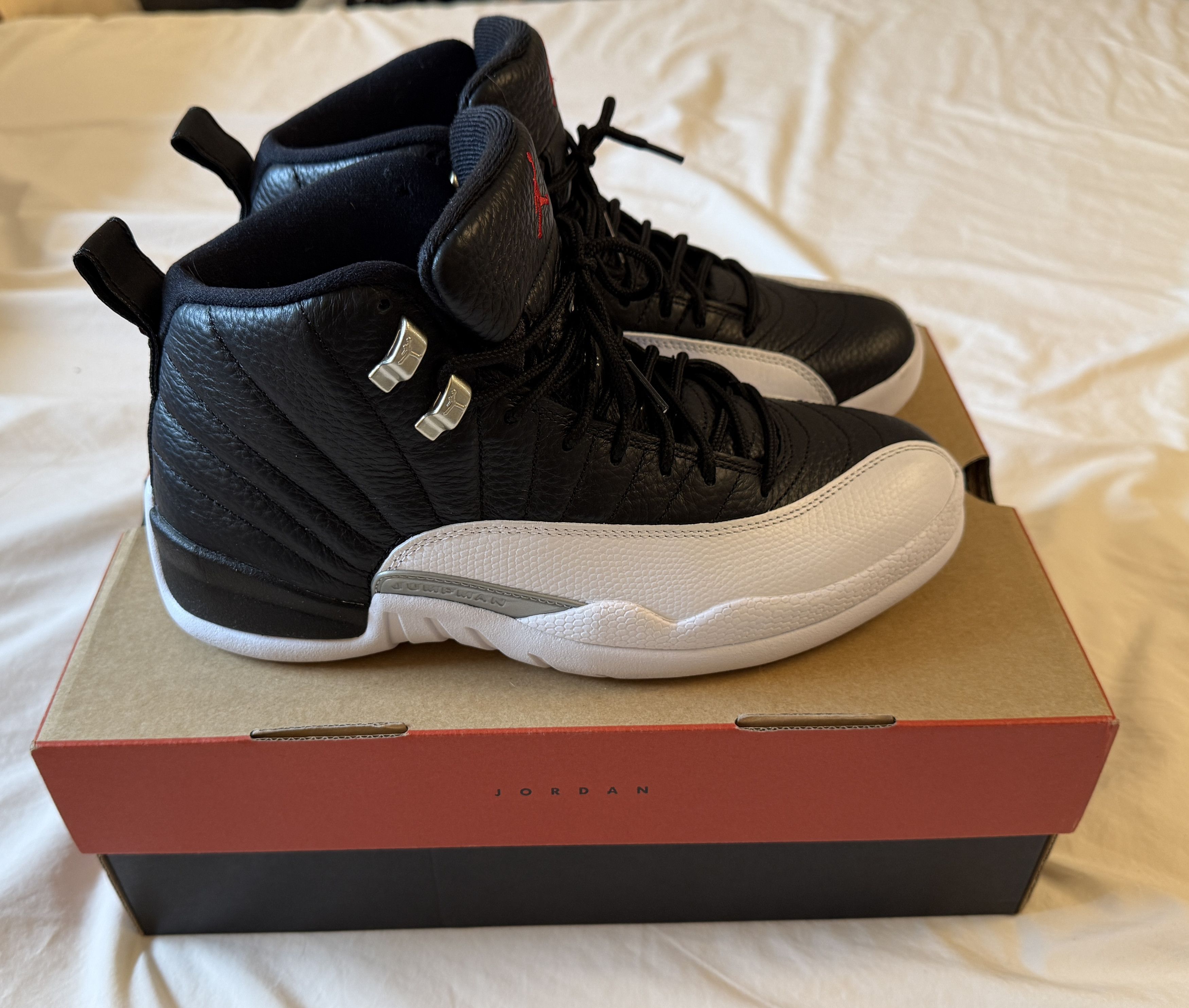 Jordan Brand Air Jordan 12 Retro 'Playoff' (2022) - US Men's 8 Size US 8 / EU 41 - 4 Thumbnail