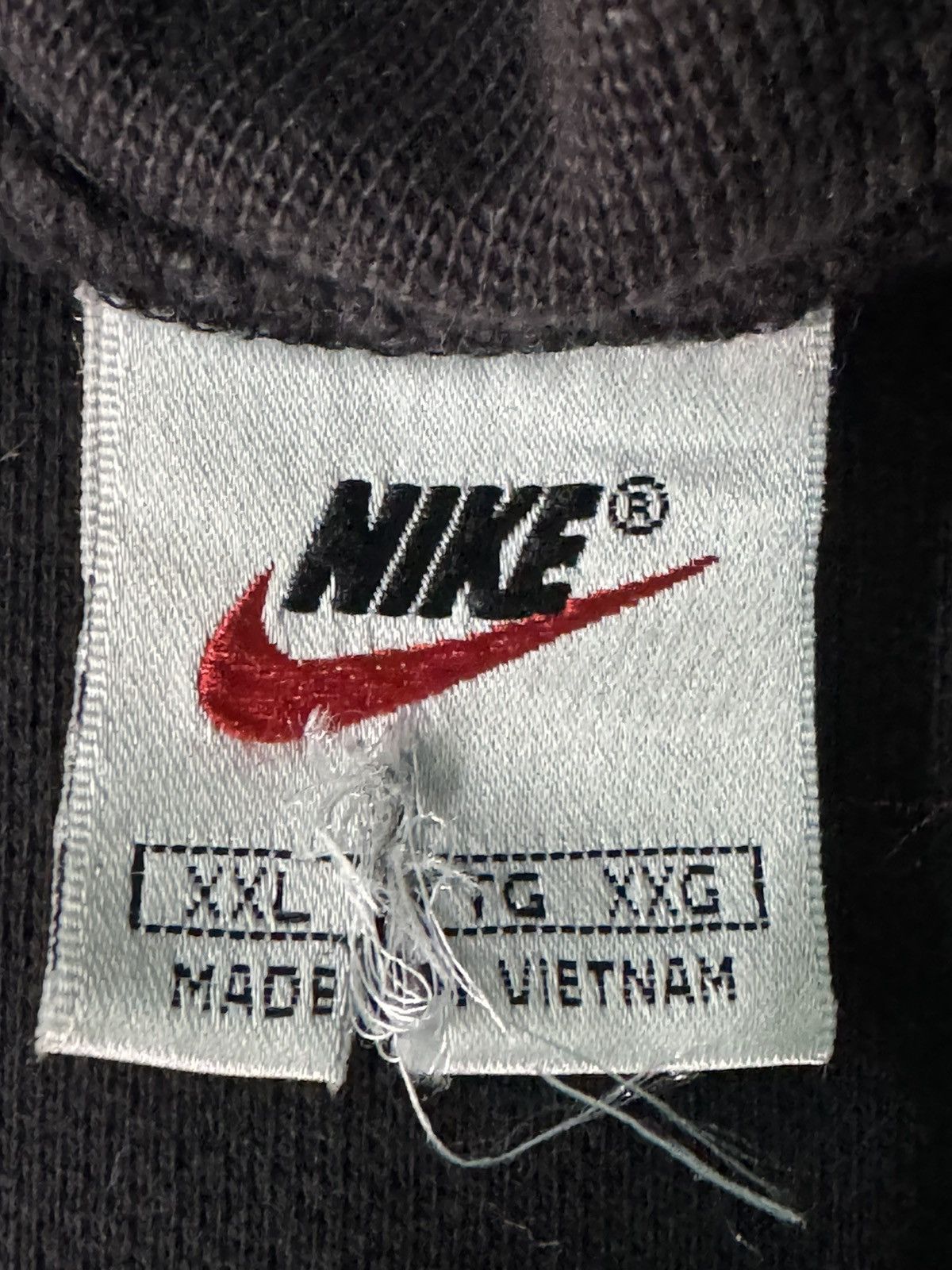Nike 💥VINTAGE 90s NIKE SMALL EMBROIDED LOGO CREWNECK SWEARTSHIRT Size US XXL / EU 58 / 5 - 10 Thumbnail