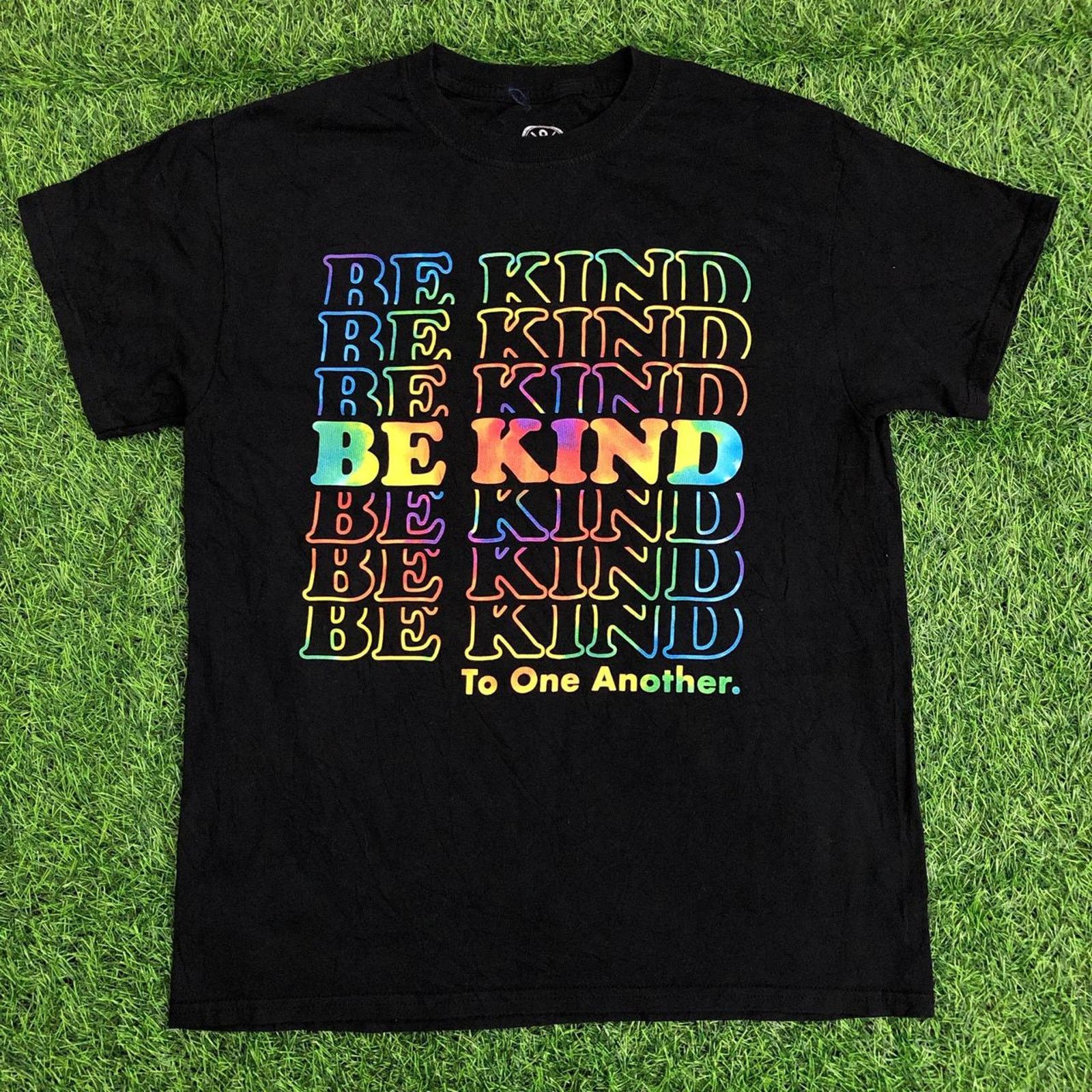 Other Black/Rainbow ‘Be Kind To One Another’ Graphic Tee Size M / US 6-8 / IT 42-44 - 1 Thumbnail