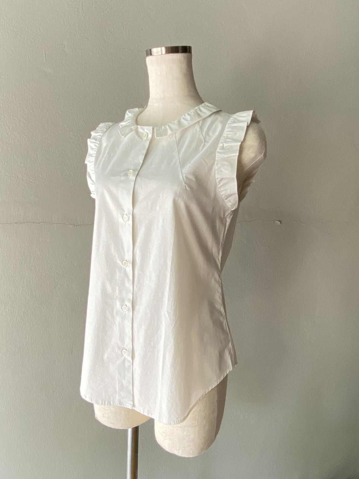 Moschino Moschino White Sleeveless Top with Ruffle Details Size S / US 4 / IT 40 - 13 Thumbnail