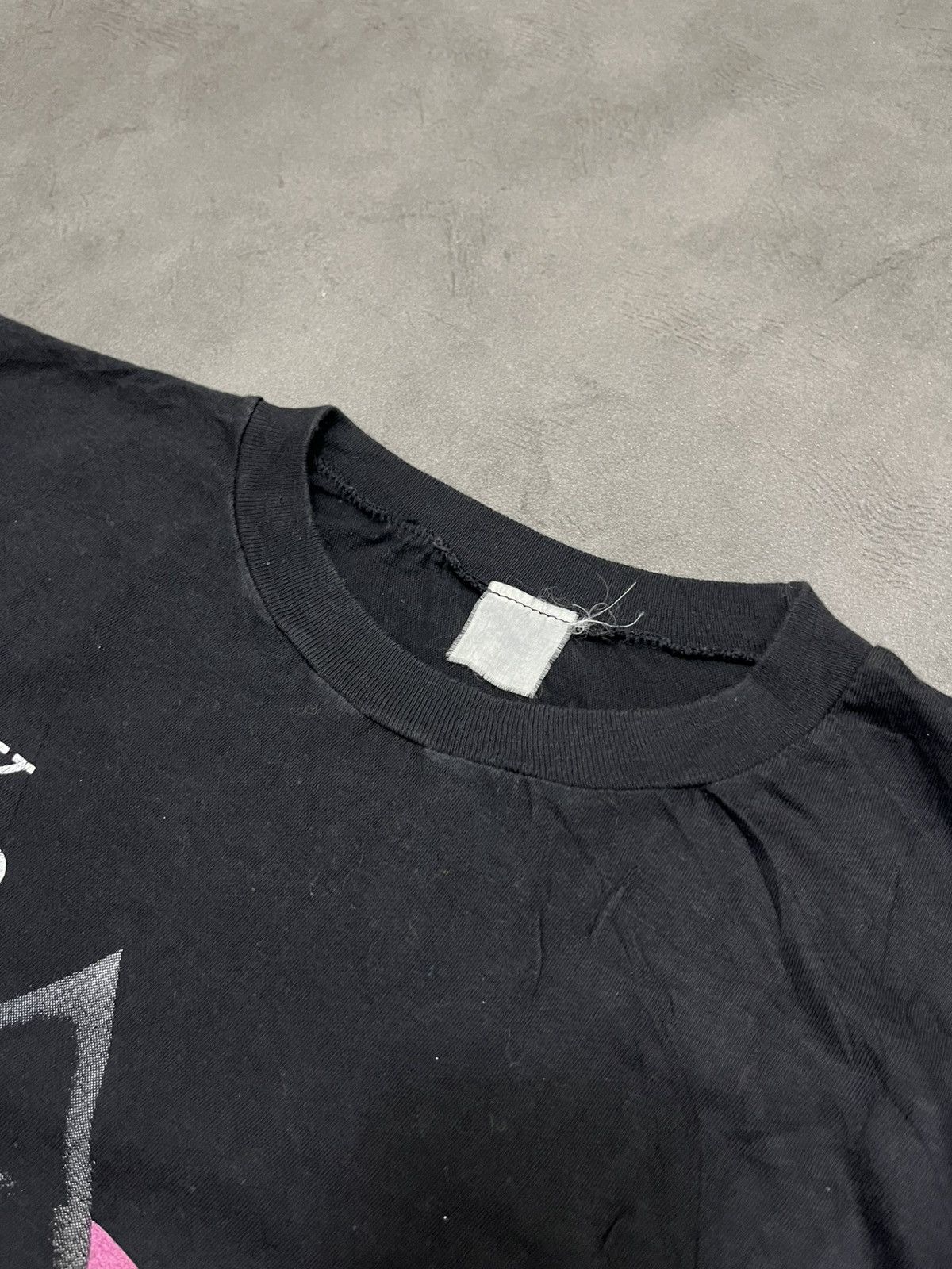 Pink Floyd Vintage rare 1987 Pink Floyd world tour tshirt Size US M / EU 48-50 / 2 - 5 Thumbnail